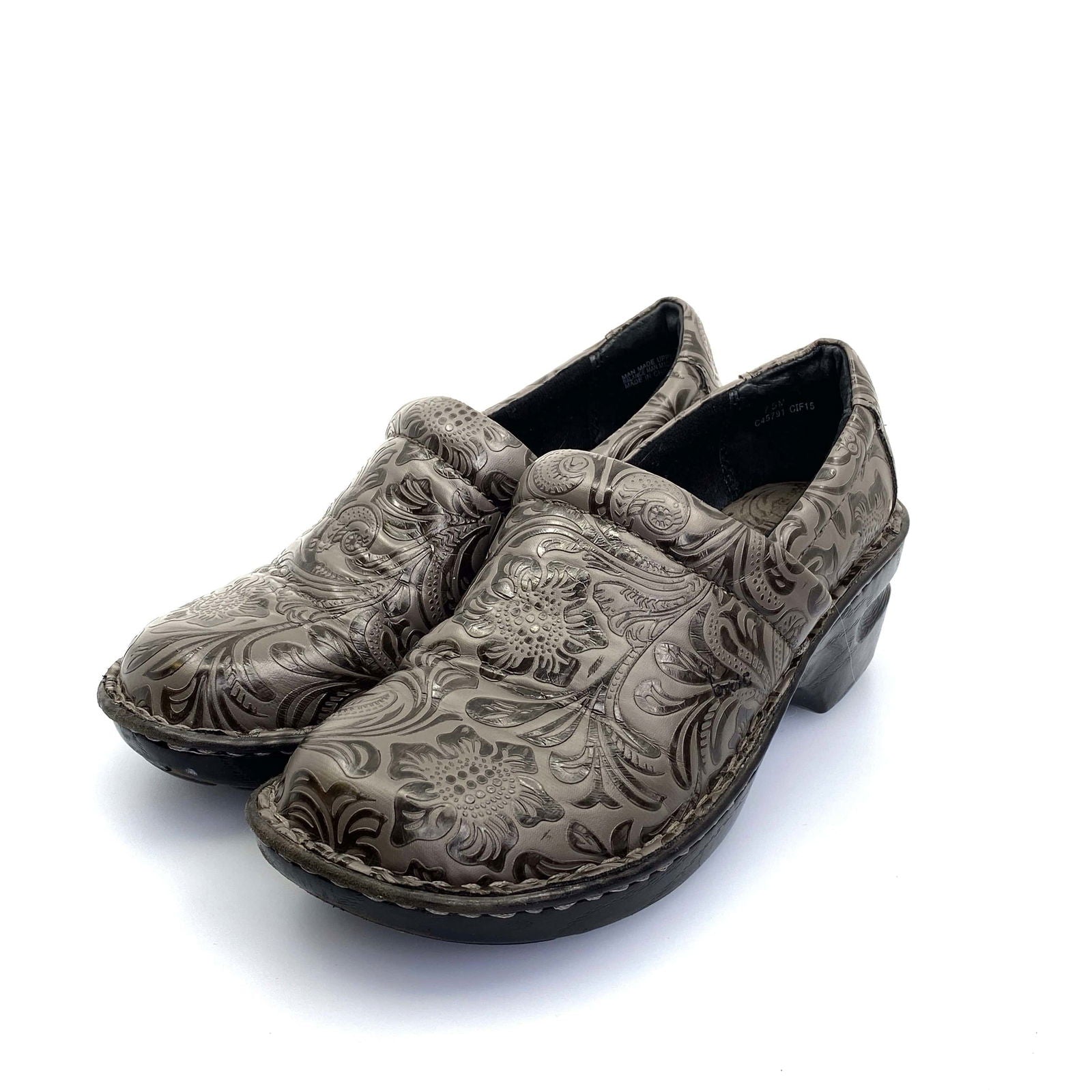 BOC Born Womens Clogs Size 7.5M Gray Embossed Vegan Leather Pre-Owned -  | Buy at Parsimony Shoppes
