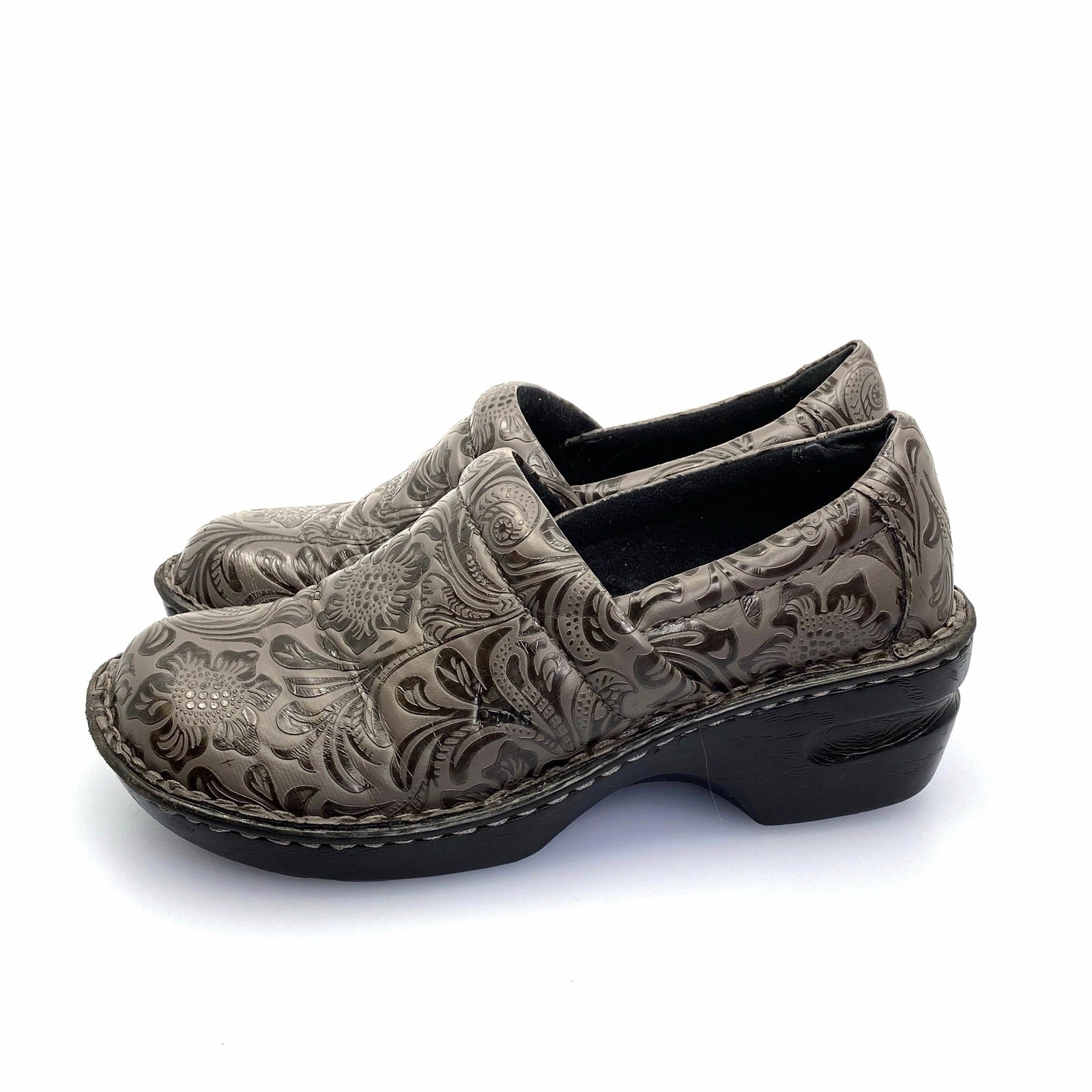 BOC Born Womens Clogs Size 7.5M Gray Embossed Vegan Leather Pre-Owned -  | Buy at Parsimony Shoppes