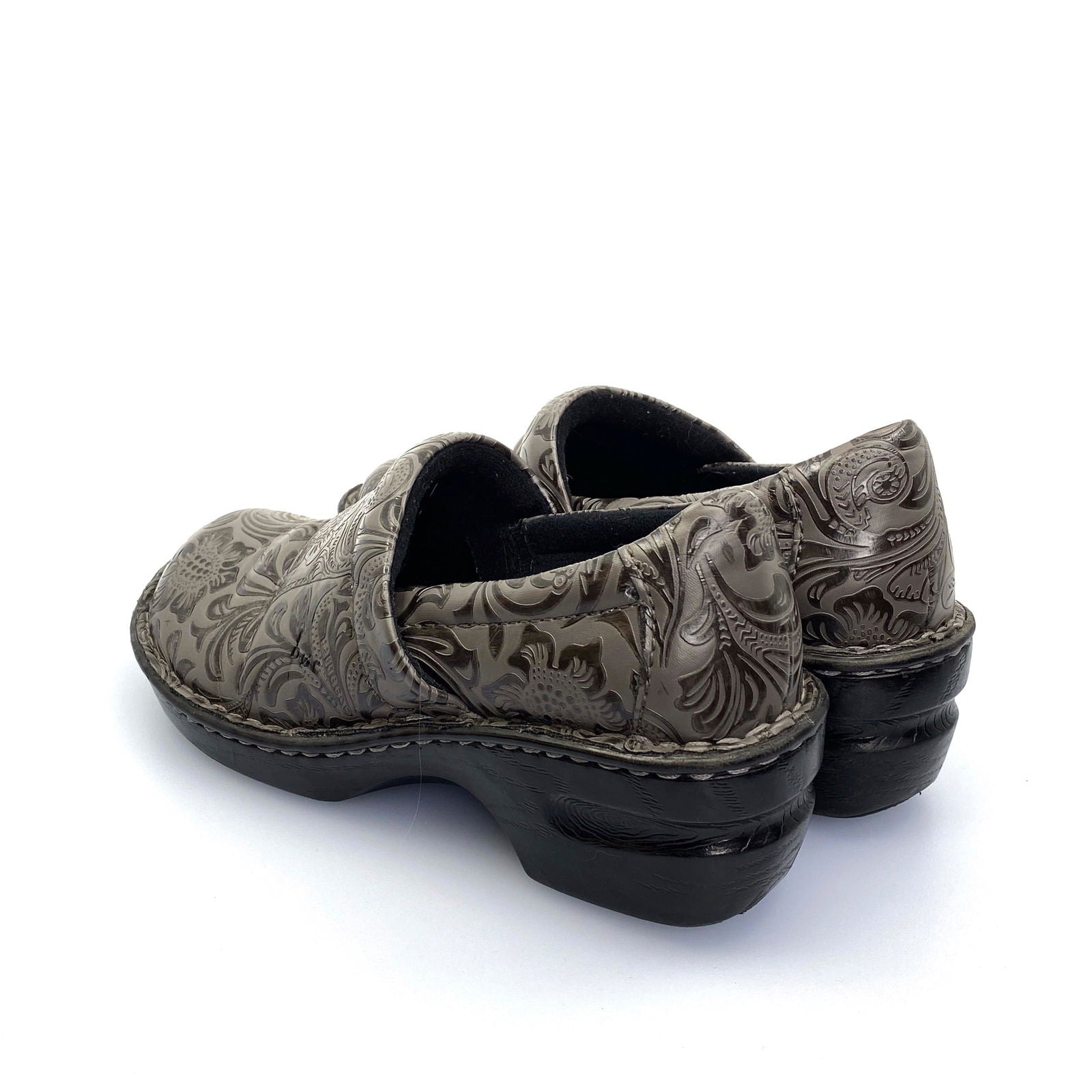 BOC Born Womens Clogs Size 7.5M Gray Embossed Vegan Leather Pre-Owned -  | Buy at Parsimony Shoppes