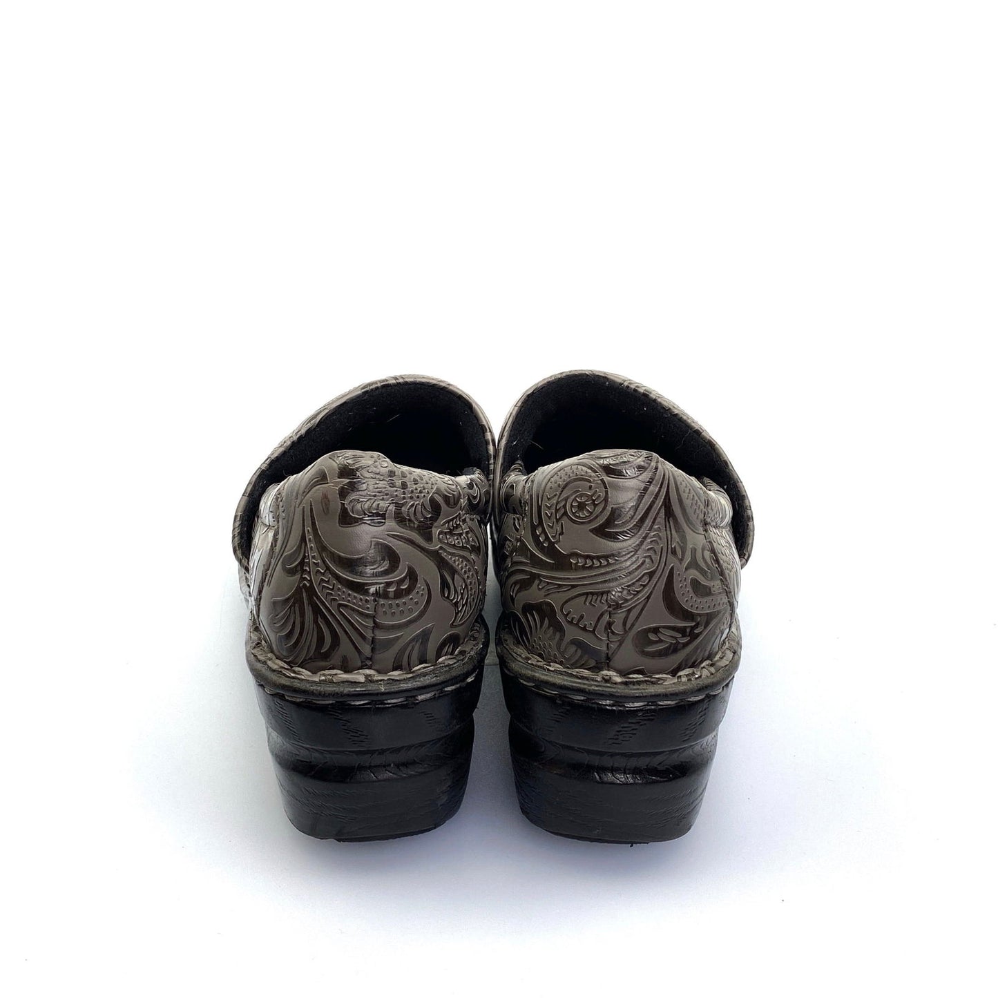 BOC Born Womens Clogs Size 7.5M Gray Embossed Vegan Leather Pre-Owned -  | Buy at Parsimony Shoppes
