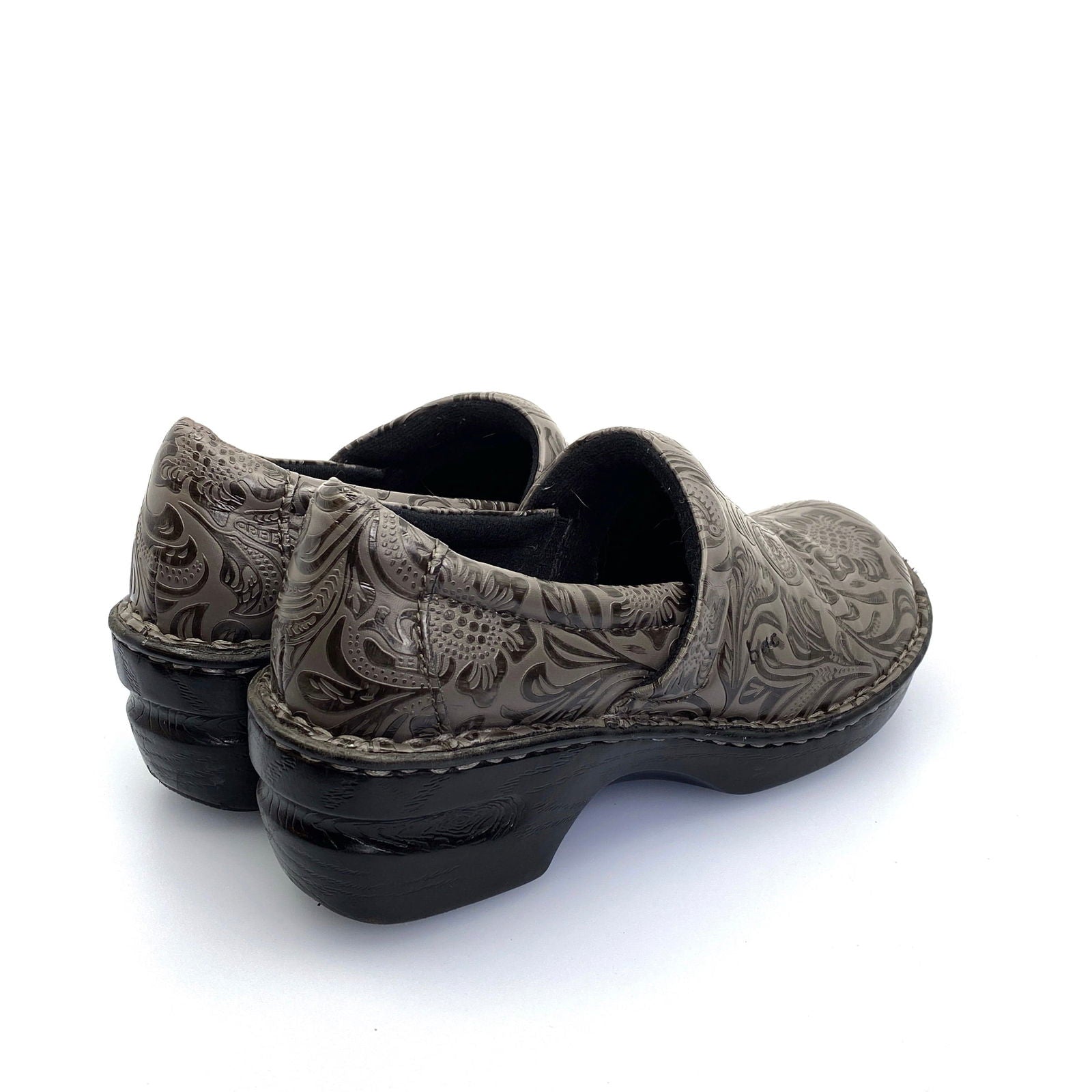 BOC Born Womens Clogs Size 7.5M Gray Embossed Vegan Leather Pre-Owned -  | Buy at Parsimony Shoppes