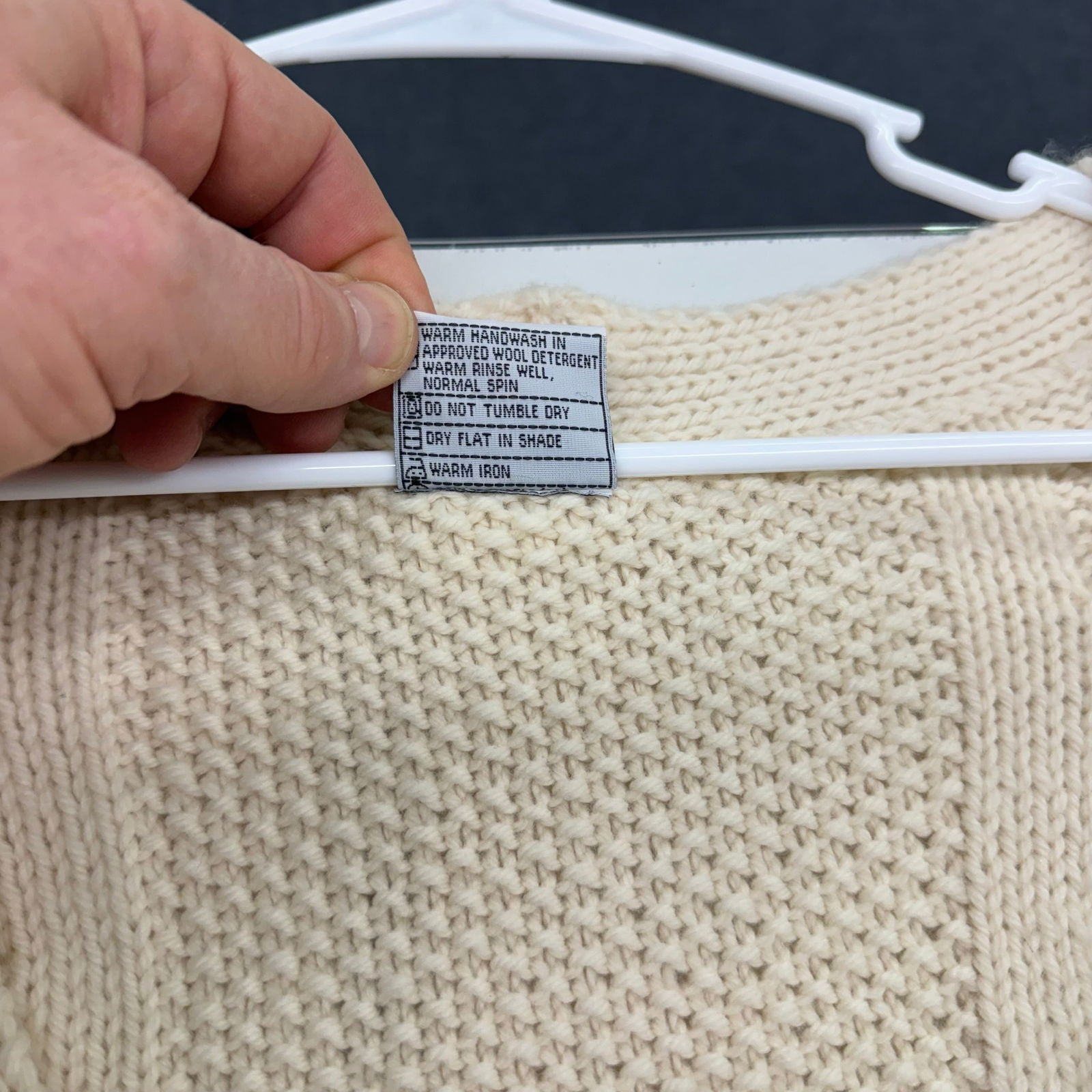 Bonzo | Chunky Cable-Knit Wool Cardigan Sweater | Color: Cream | Size: L | Vintage -  | Buy at Parsimony Shoppes