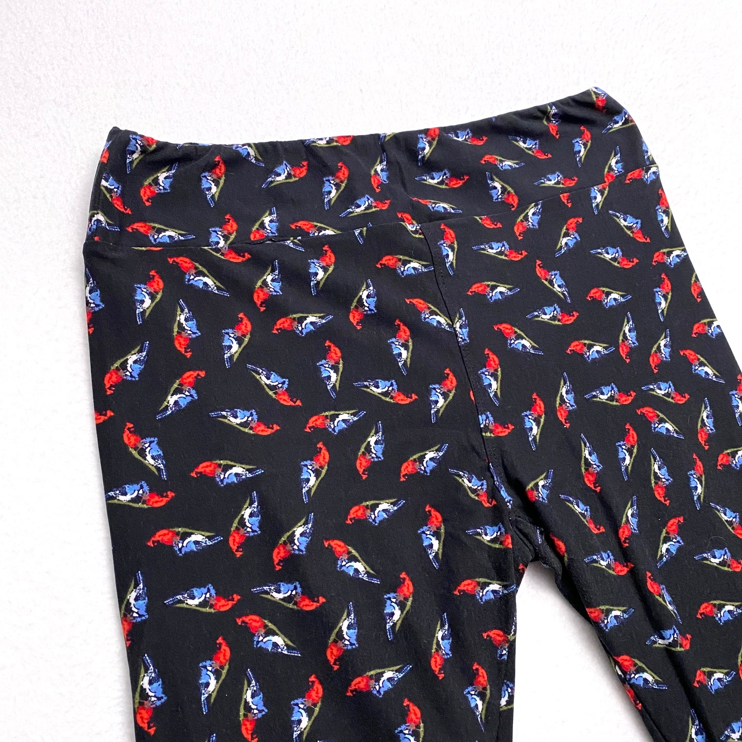 LuLaRoe Womens Leggings | TC (12-18) | Black with Red and Blue Bird Print | Soft & Stretchy | New