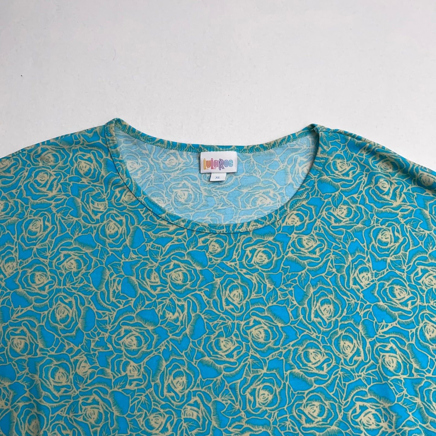 LuLaRoe Womens Irma Tunic Top | XL (18-20) | Blue/Beige Floral Pattern | Soft Stretch | NWT