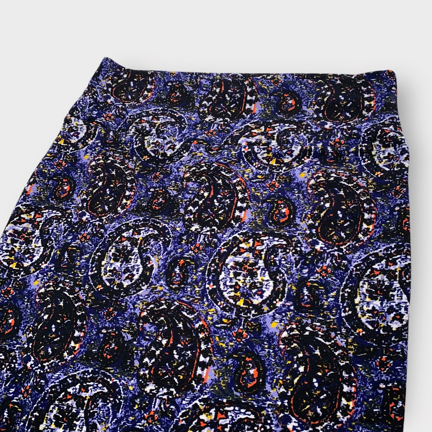 LuLaRoe Cassie Pencil Skirt - Multicolor Paisley - Women's M (8-10) - NWT