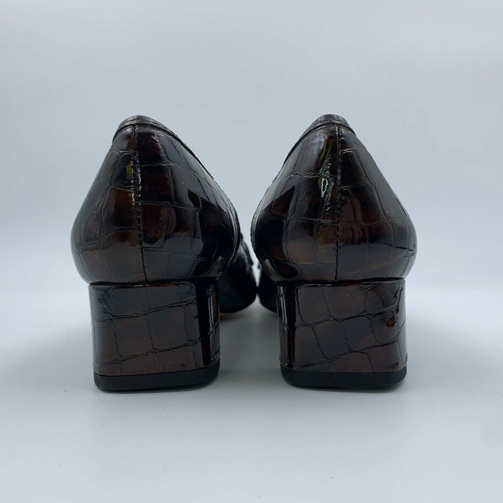 Captivating VANELi Patent Leather "Helyet" Tmoro Heels Pumps - Size 9.5B Brown -  | Buy at Parsimony Shoppes