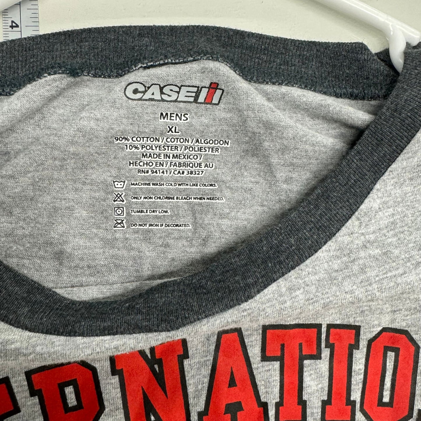 Case International Harvester | Mens Colorblock Raglan Baseball Tee | Color: Gray | Size: XL | Pre-Owned -  | Buy at Parsimony Shoppes
