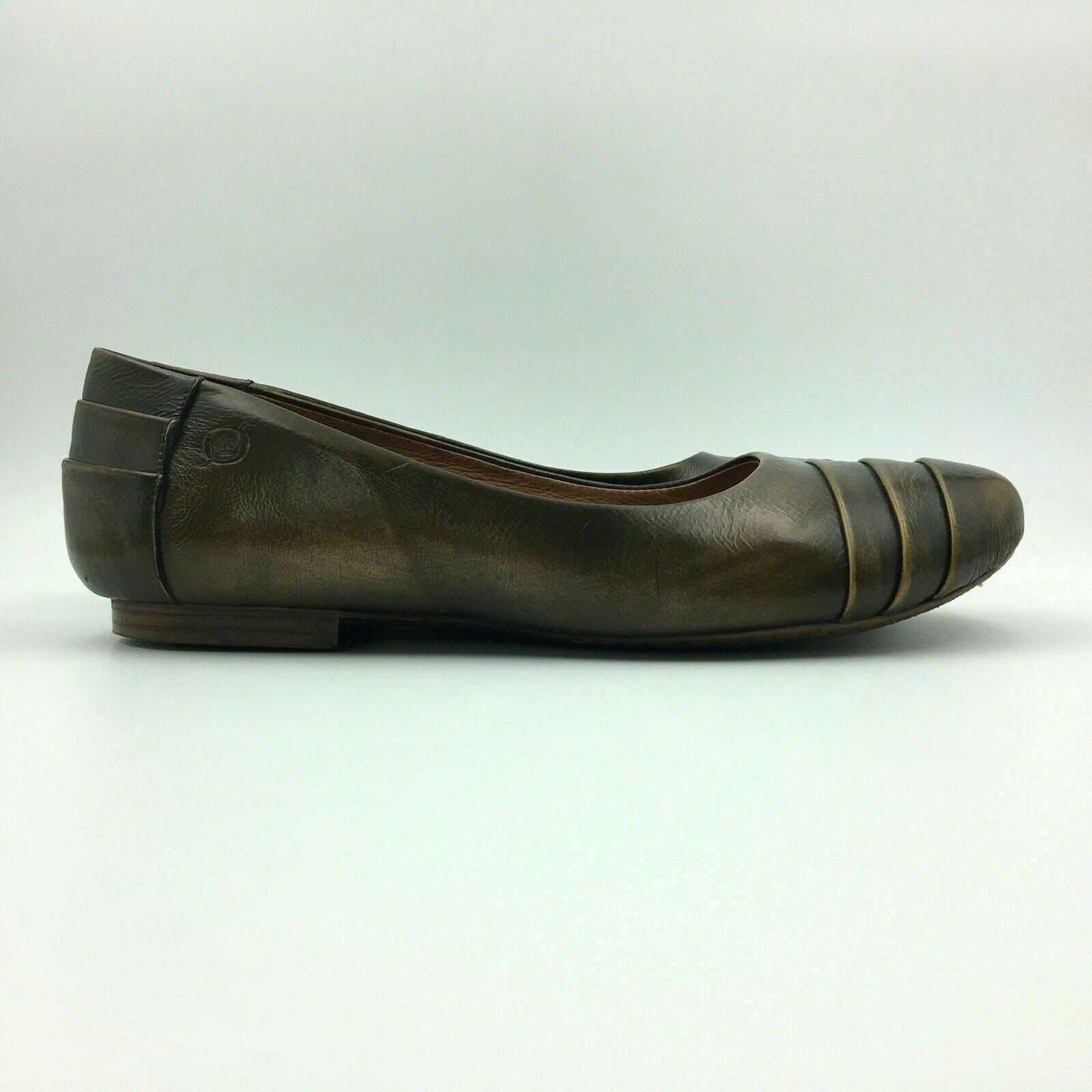 Chic Born Womens Leather Flats Shoes - Gold, Size 5M -  | Buy at Parsimony Shoppes
