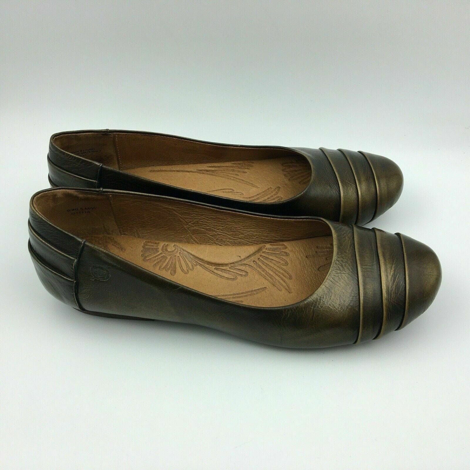Chic Born Womens Leather Flats Shoes - Gold, Size 5M -  | Buy at Parsimony Shoppes