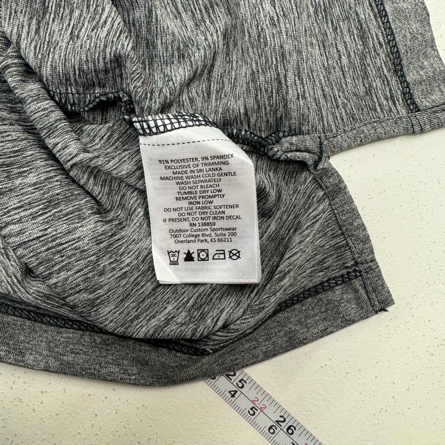 Columbia Golf | Womens Quarter-Zip Activewear Top | Color: Gray | Size: L | Pre-Owned -  | Buy at Parsimony Shoppes