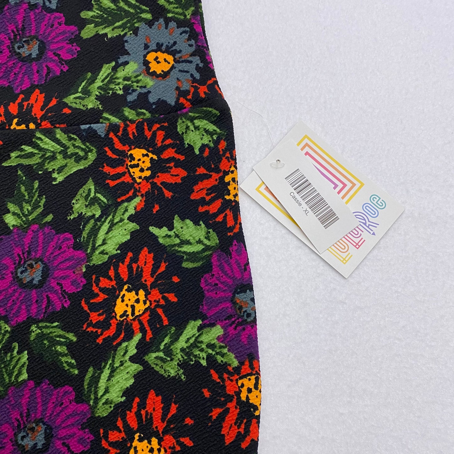 LuLaRoe Cassie Pencil Skirt | XL (18-20) | Black/Multicolor Floral | NWT