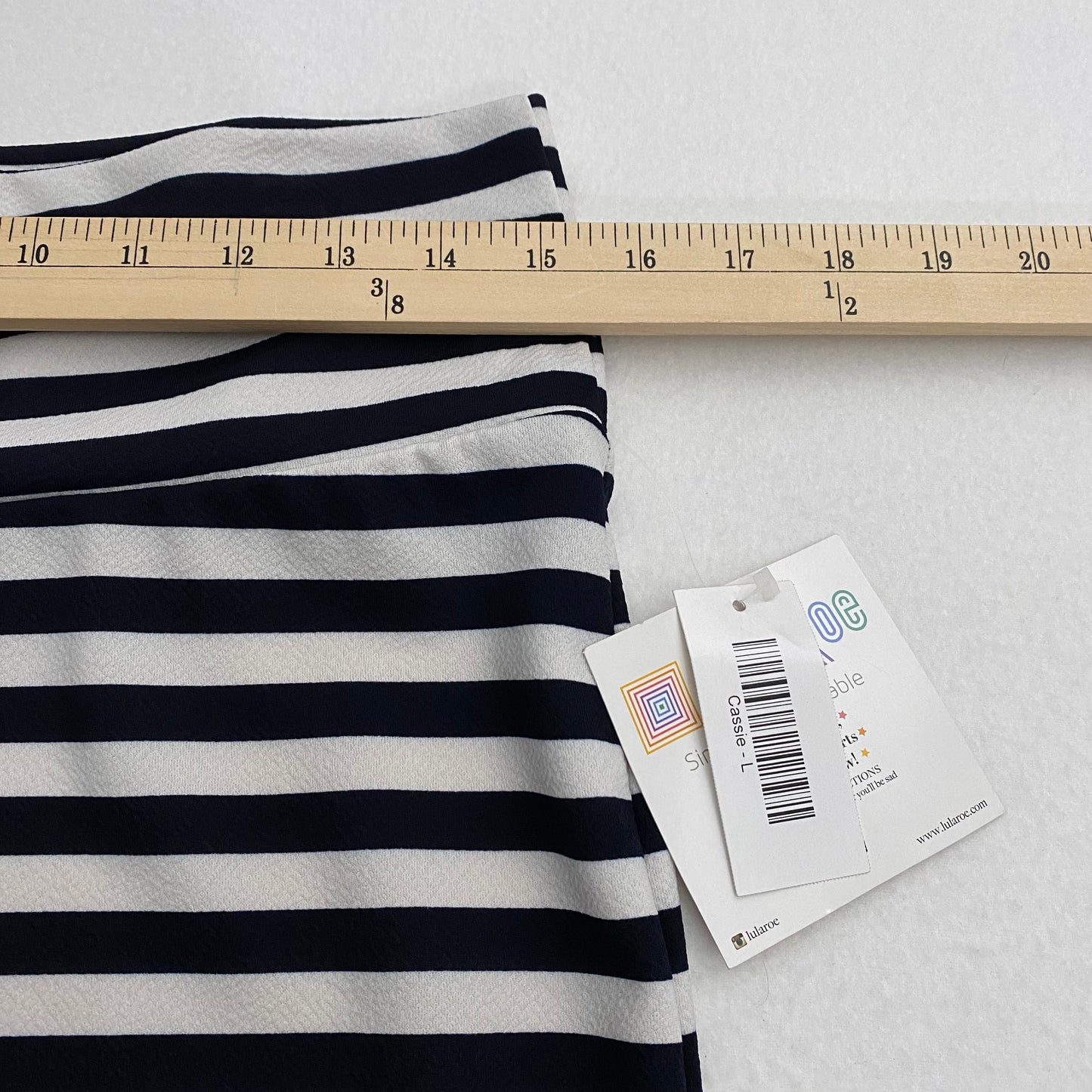 LuLaRoe Cassie Pencil Skirt | L (14-16) | Black/White Striped | NWT