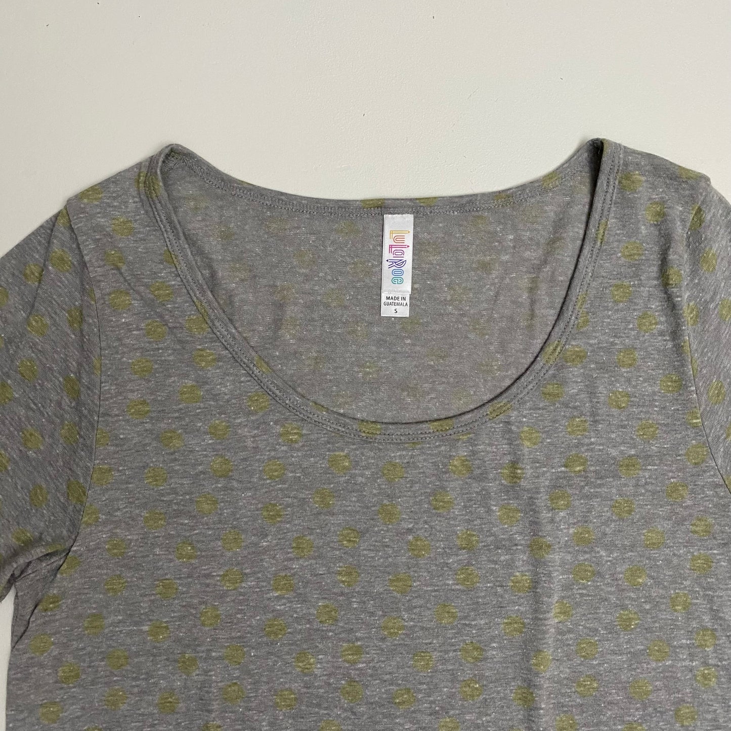 LuLaRoe Classic T | S (6-8) | Gray/Light Green Heathered/Spotted | NWT