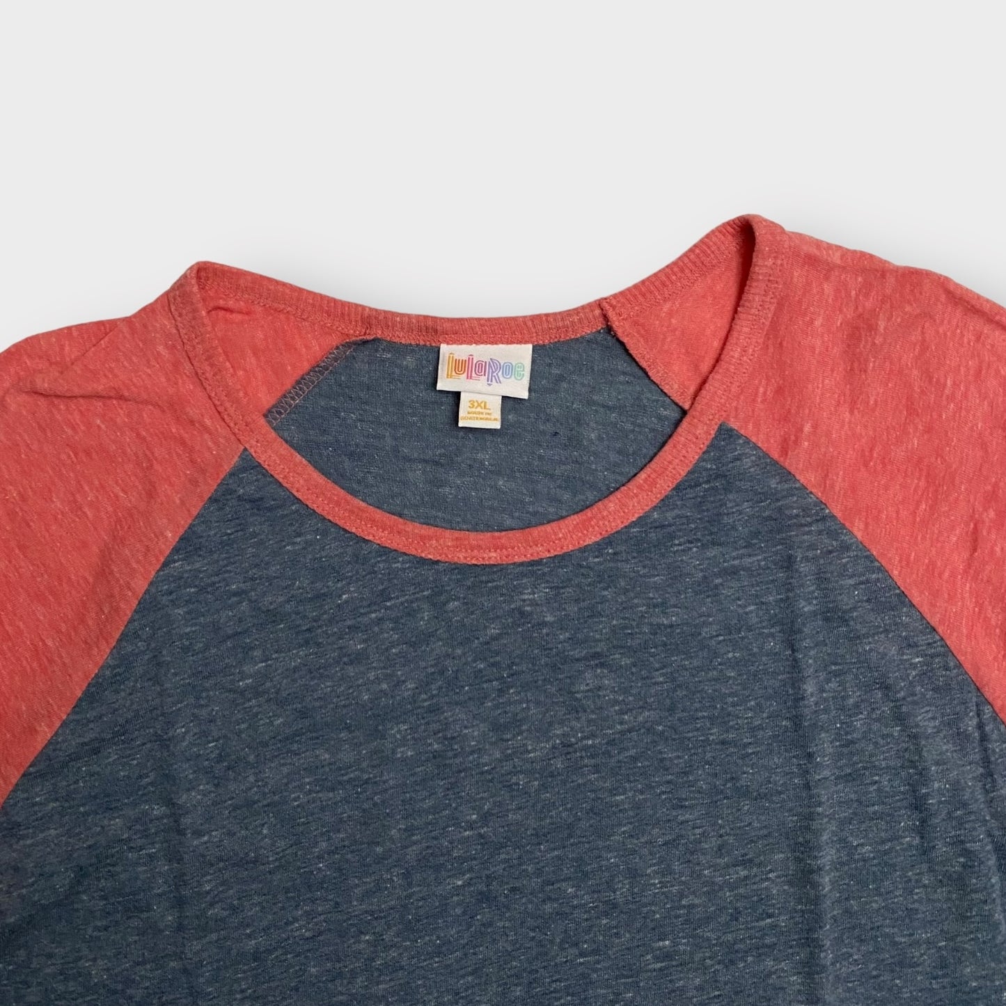 LuLaRoe Randy Unisex Raglan Tee | 3XL | Gray/Red Heathered/Colorblock | NWT