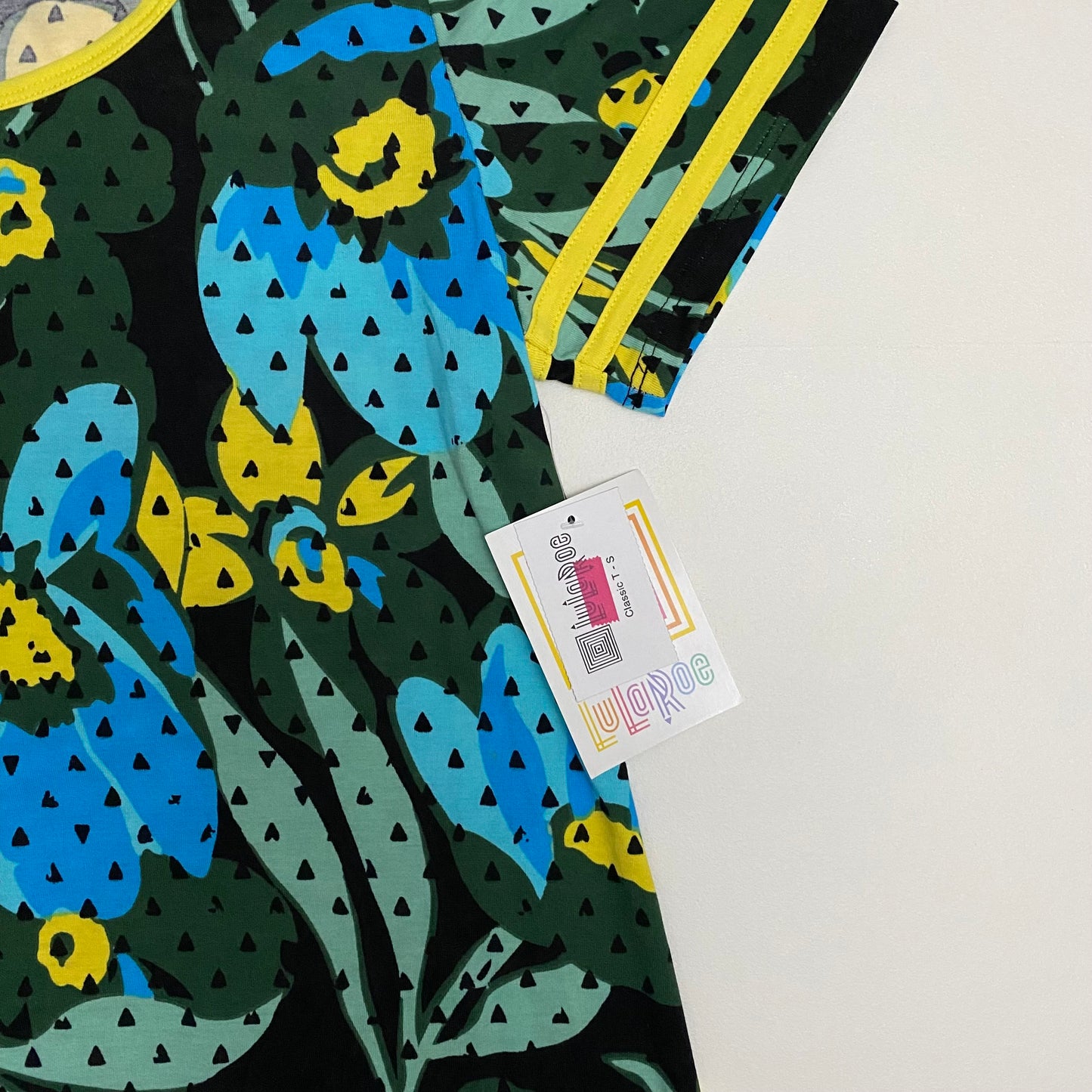 LuLaRoe Classic T | S (6-8) | Blue/Green/Yellow Ringer Floral/Cactus| NWT