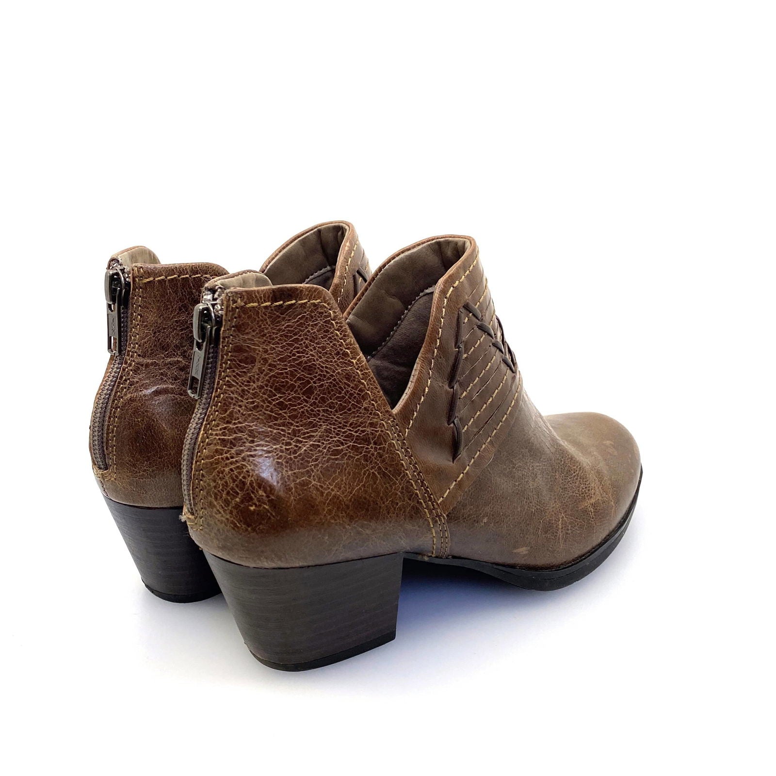 Earth Womens Merlin 7½ B Taupe Brown Leather Ankle Western Booties Pre-Owned -  | Buy at Parsimony Shoppes
