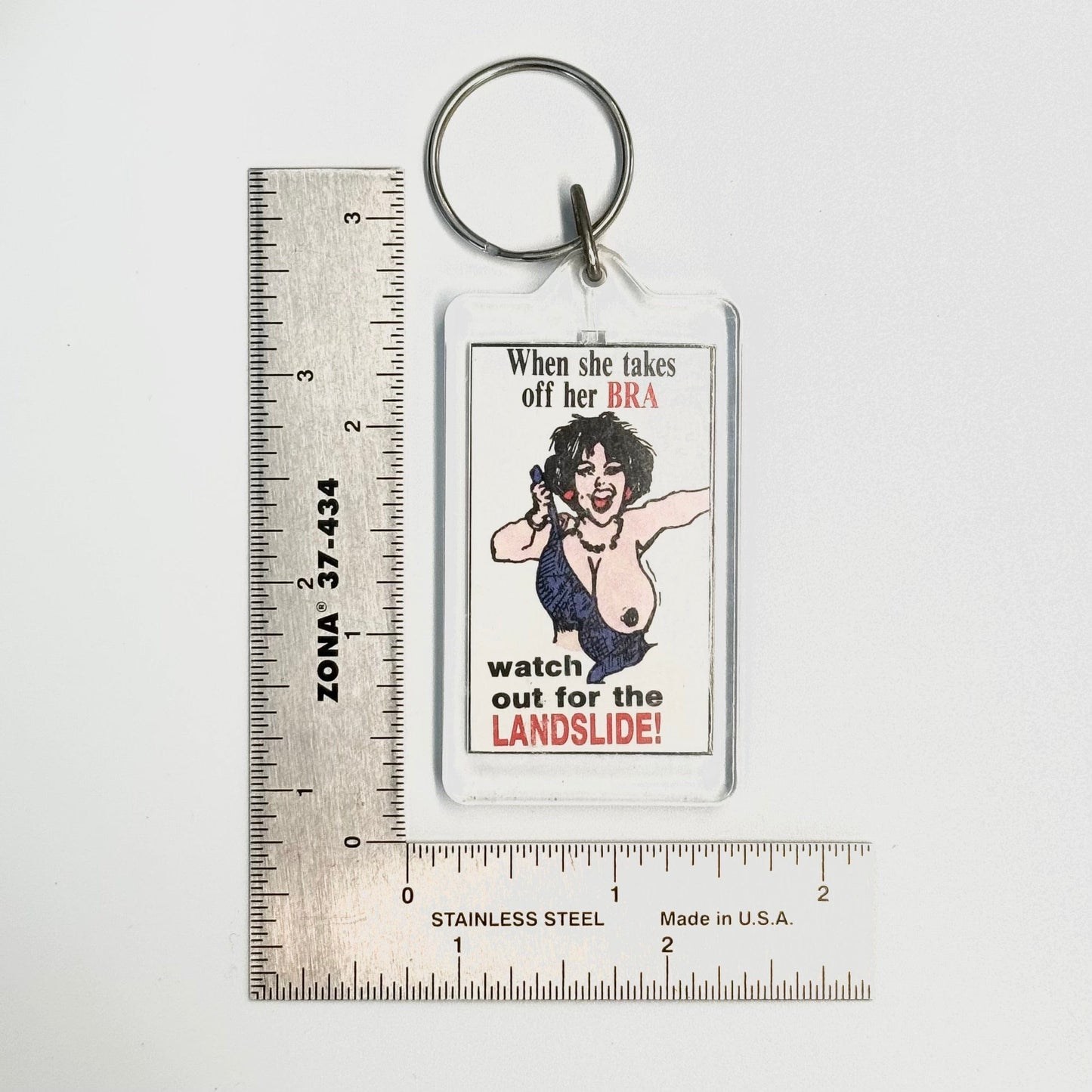 Vintage Novelty Adult Humor ‘When She Takes Off Her BRA’ Keychain Key Ring Rectangle Clear Acrylic, good conditiono