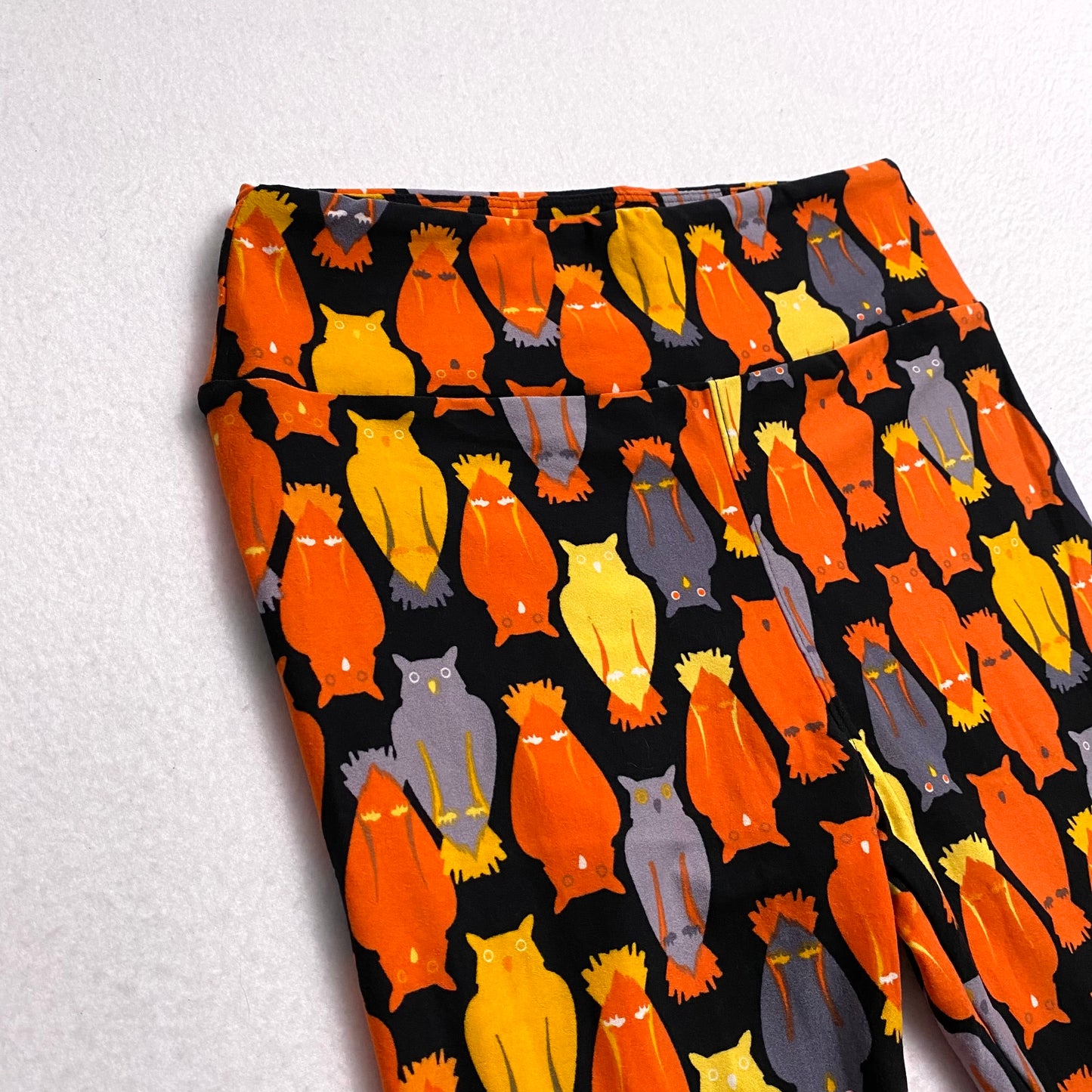 LuLaRoe Leggings | OS (2-10) | Black/Orange/Yellow Owls | Buttery Soft | New