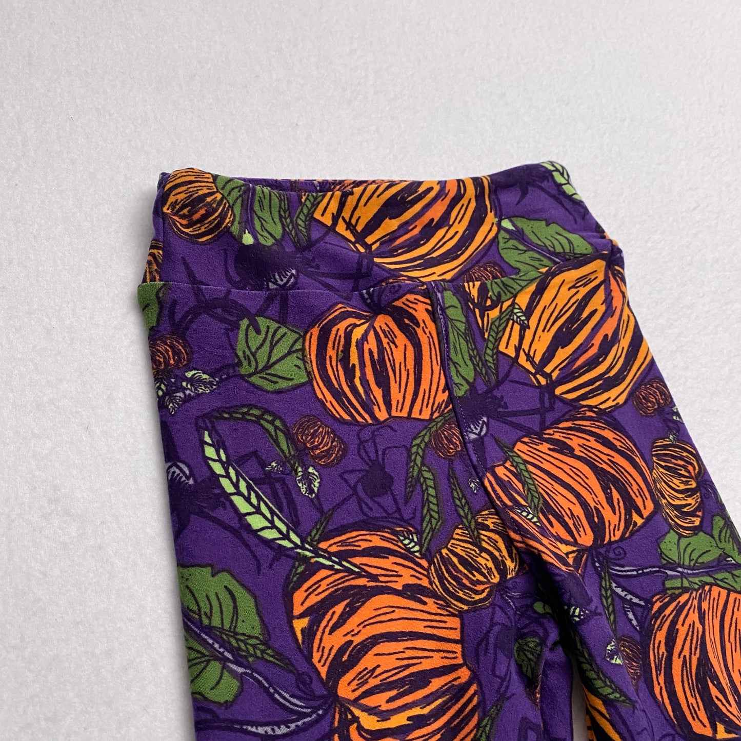 LuLaRoe Kids Halloween Leggings | S/M (2-8) | Purple Pumpkin Patch Print | Buttery Soft | New