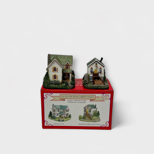 Liberty Falls Americana Collection - Henshaw House & Mother-in-Law Cottage - Collectible Miniatures