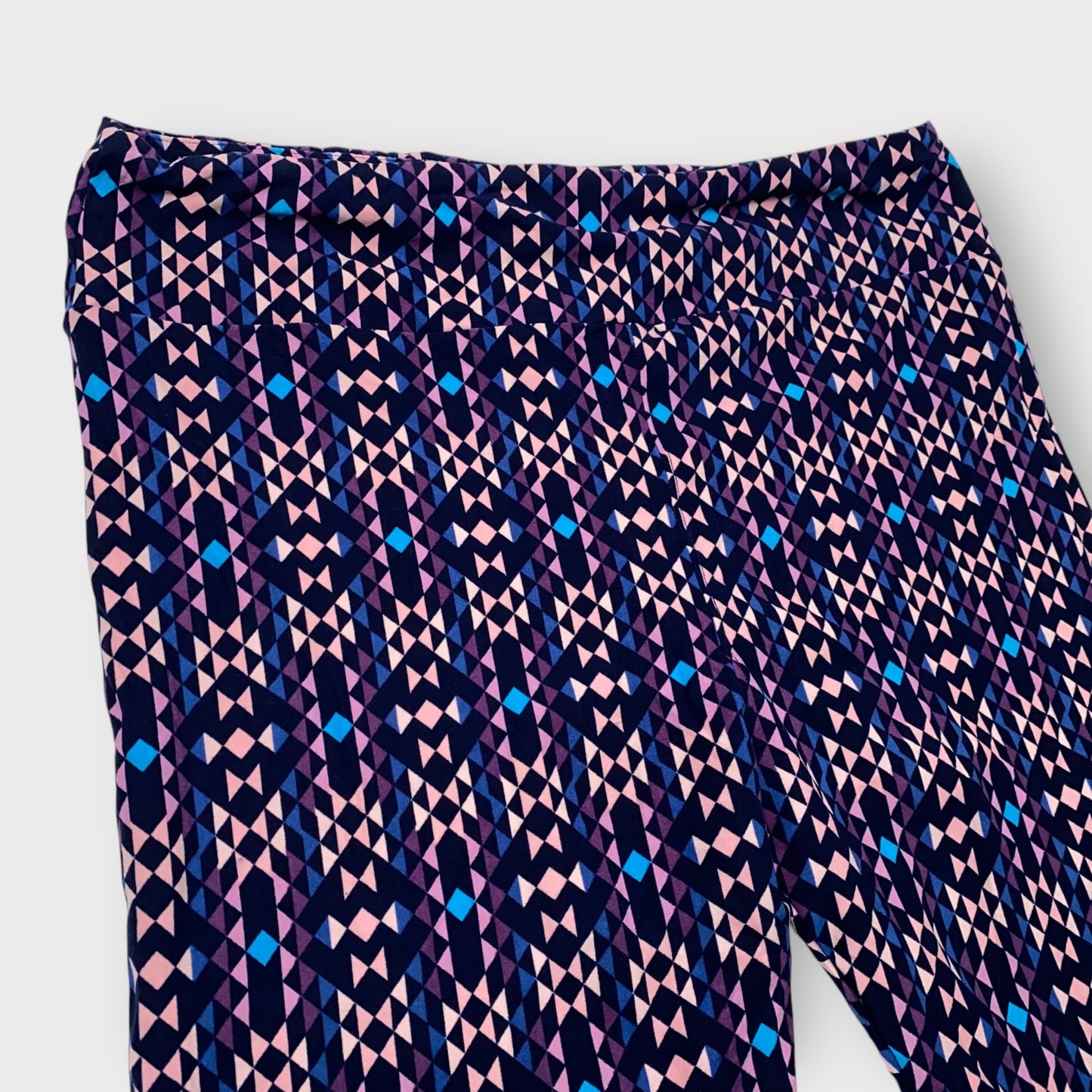 LuLaRoe Womens Leggings | Tall & Curvy (12-18) | Navy/Pink Triangle Print | New