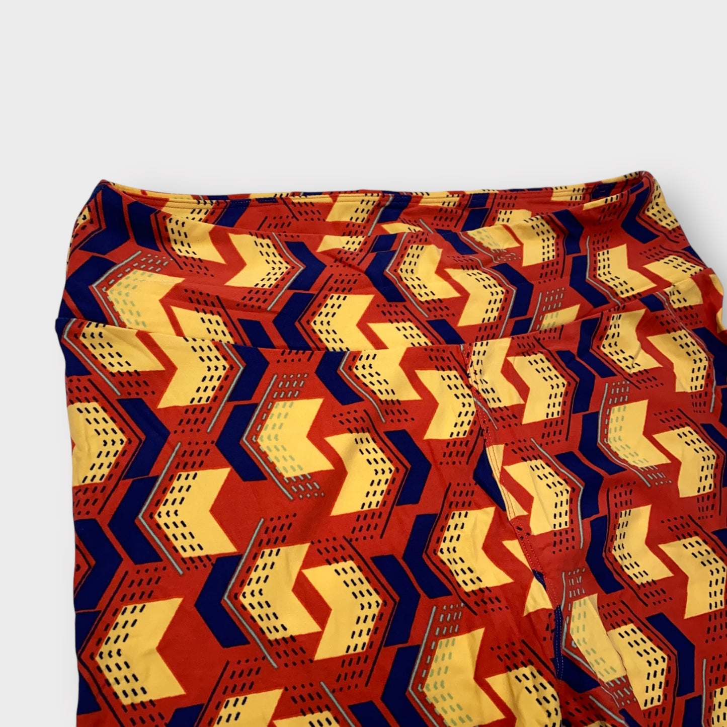 LuLaRoe Women’s Leggings | Tall & Curvy (12-18) | Red/Yellow Chevron Print | New