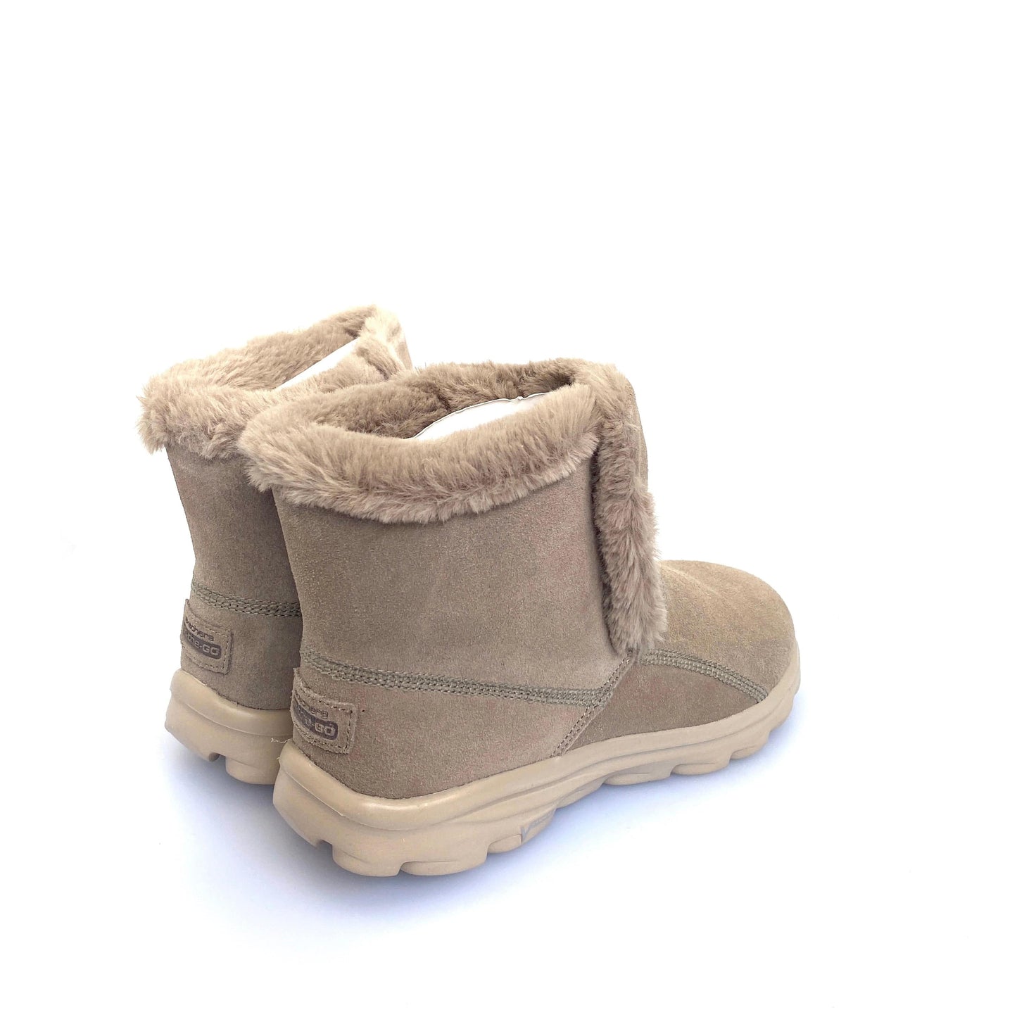 Skechers GOWalk Suede Faux Fur Boots w/ Goga Mat Dazzling Taupe (6.5M, Taupe Gray) NEW
