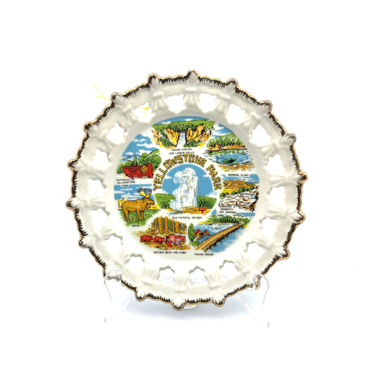Yellowstone Park Collectible Souvenir Collectible Plate, White - 6” EUC