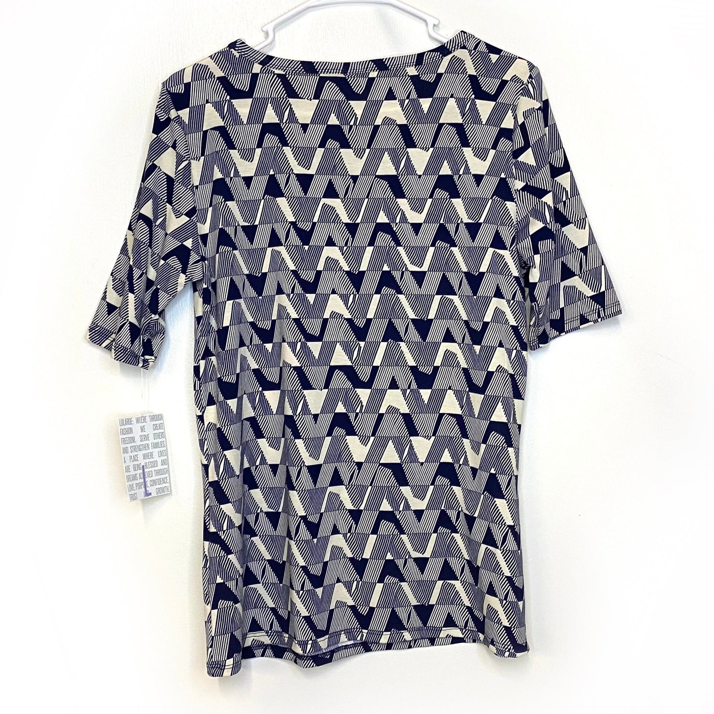 LuLaRoe Womens M White/Blue Geometric Gigi Top ½ Sleeves NWT