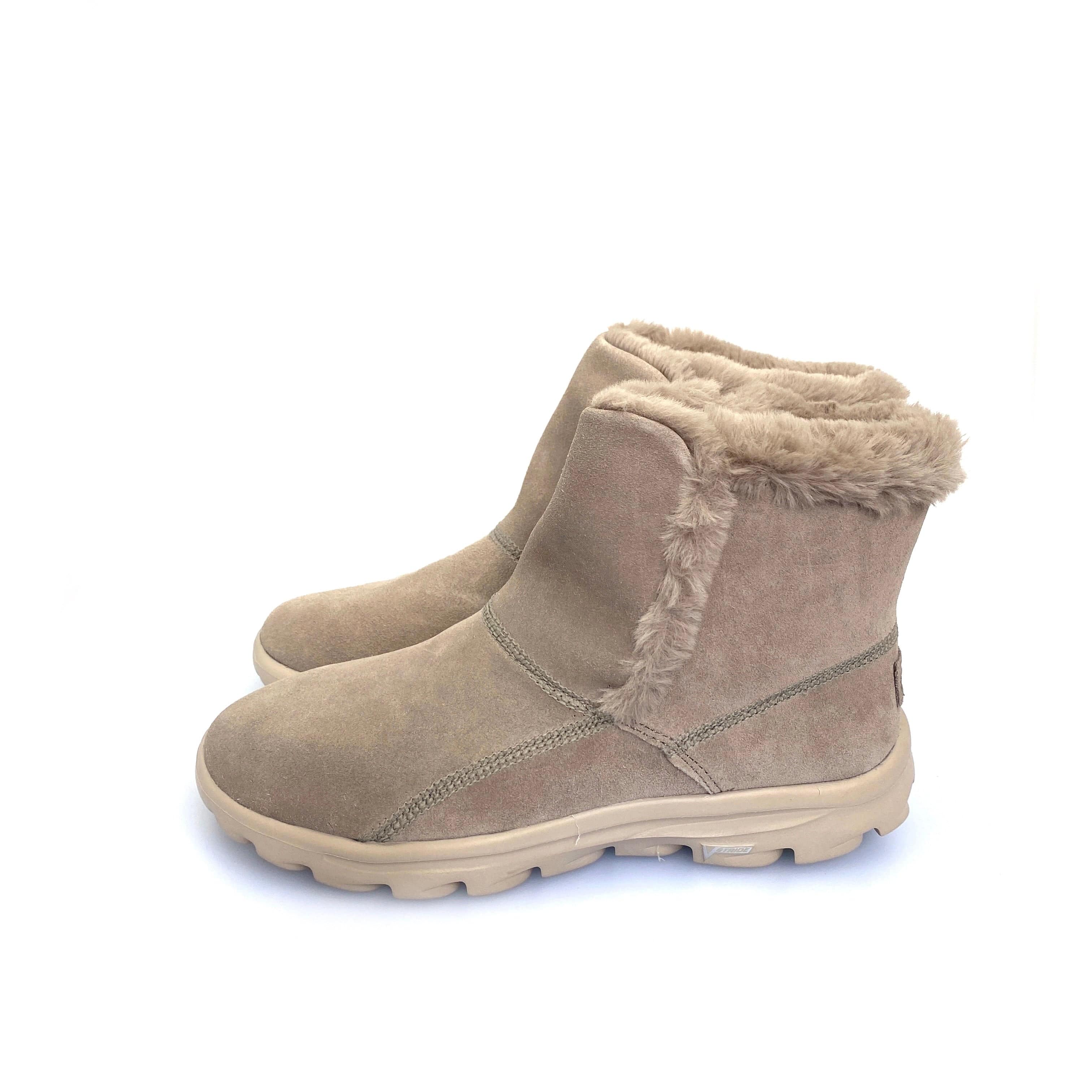 Skechers goga store mat boots