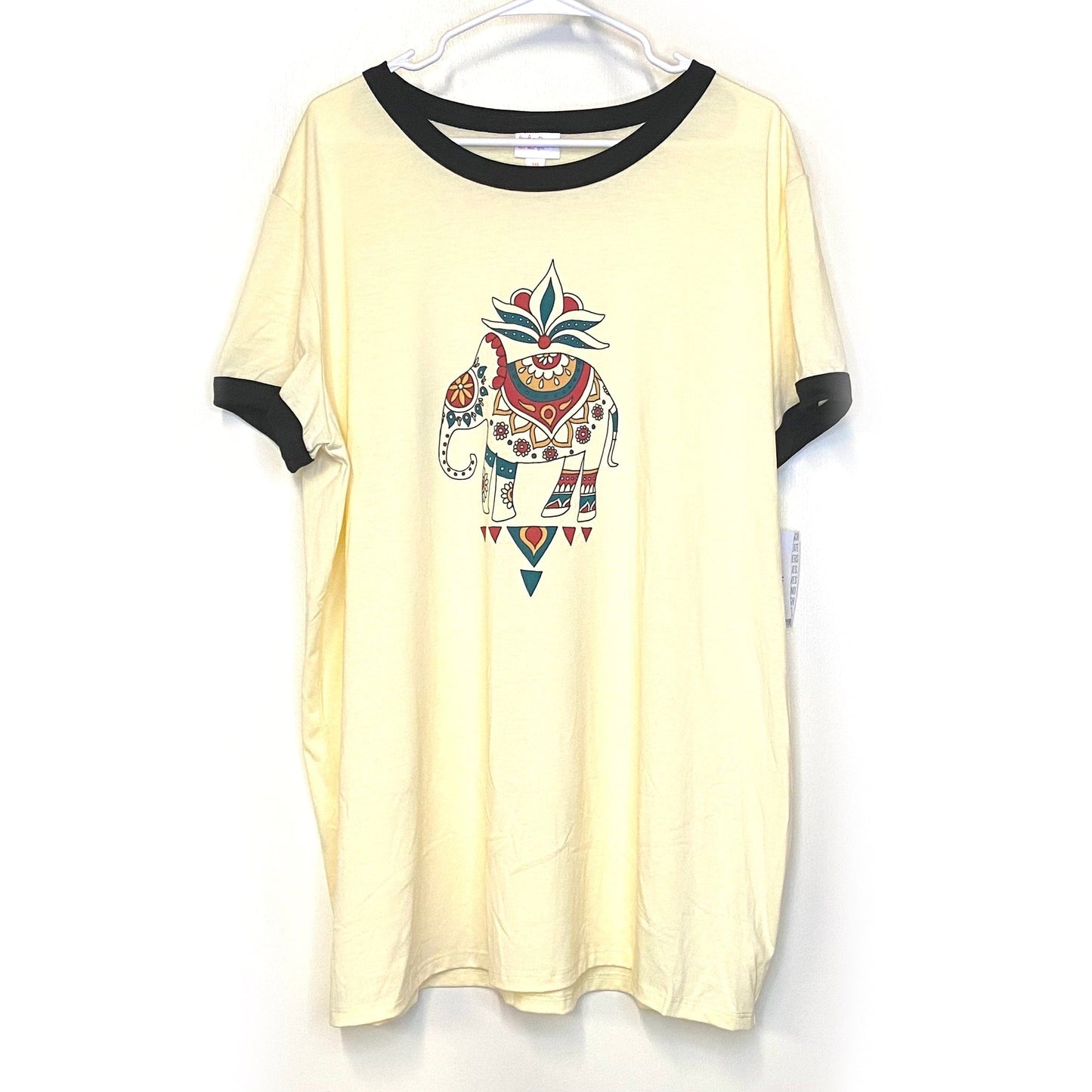 LuLaRoe Womens Size 3XL Elephant Yellow/Black Liv Graphic T-Shirt Shirt Cap Sleeves NWT
