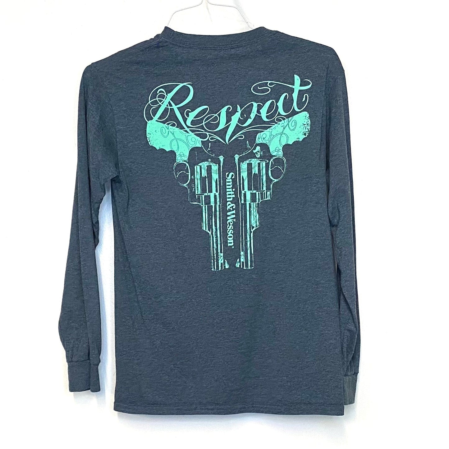 Smith & Wesson Womens Size S Gray Graphic T-Shirt “Respect” L/s