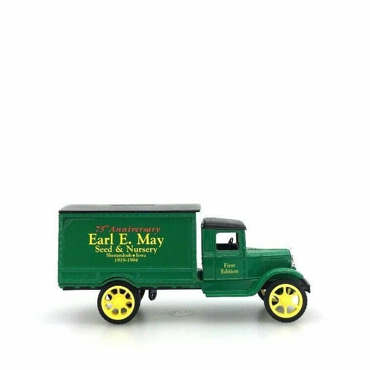 Vintage ERTL Earl May Model Toy Hawkeye Truck Bank Green 1:34 Scale