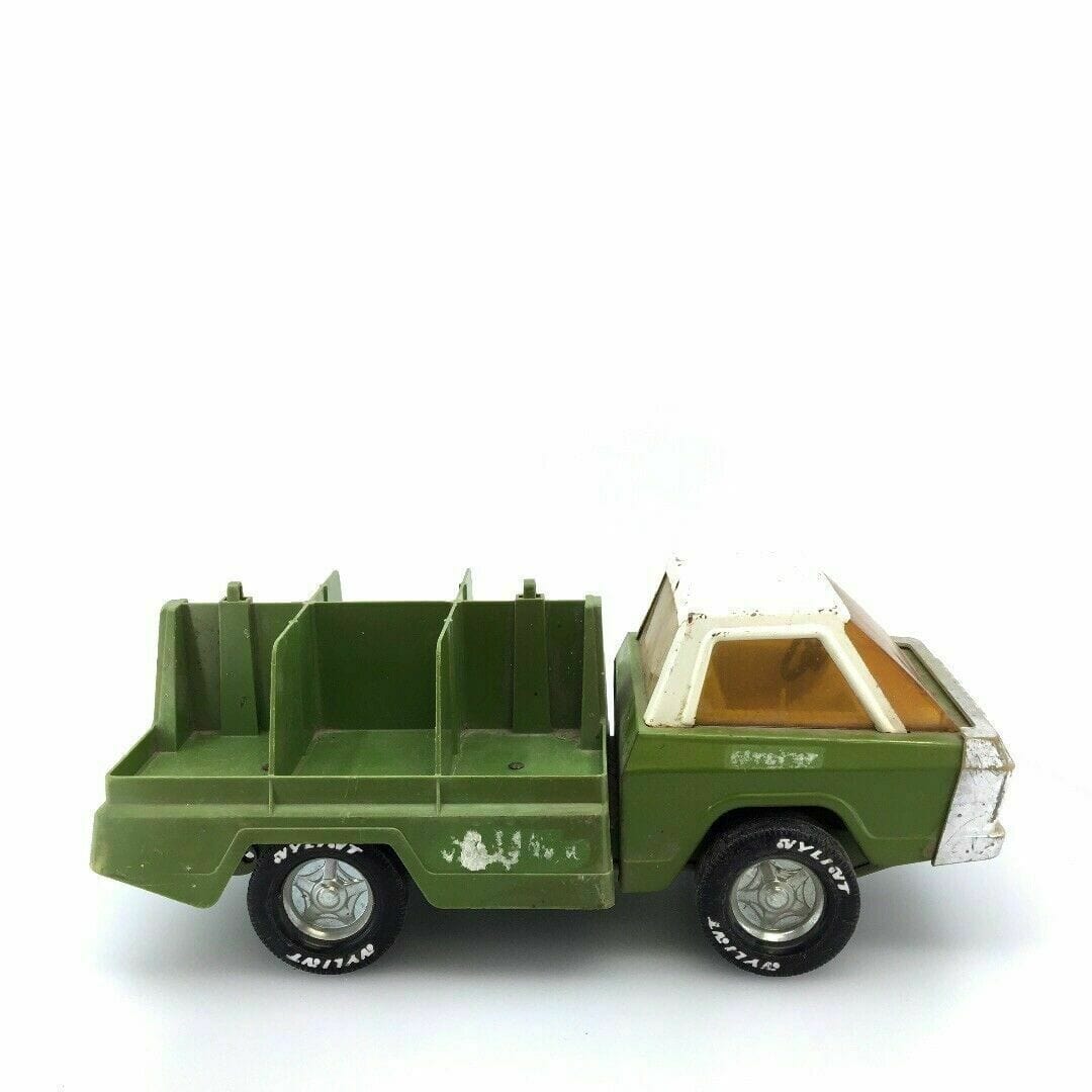 Vintage NYLINT Farms Kennel Truck, Green - For Parts or Repair