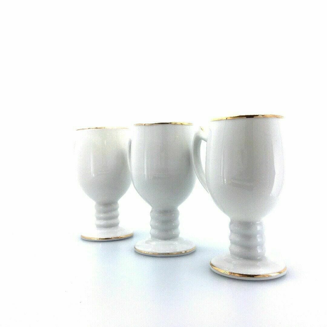 Set Of 3 Royal Crown Vintage Porcelain Footed Gold Rimmed Coffee Mugs Tea Cups