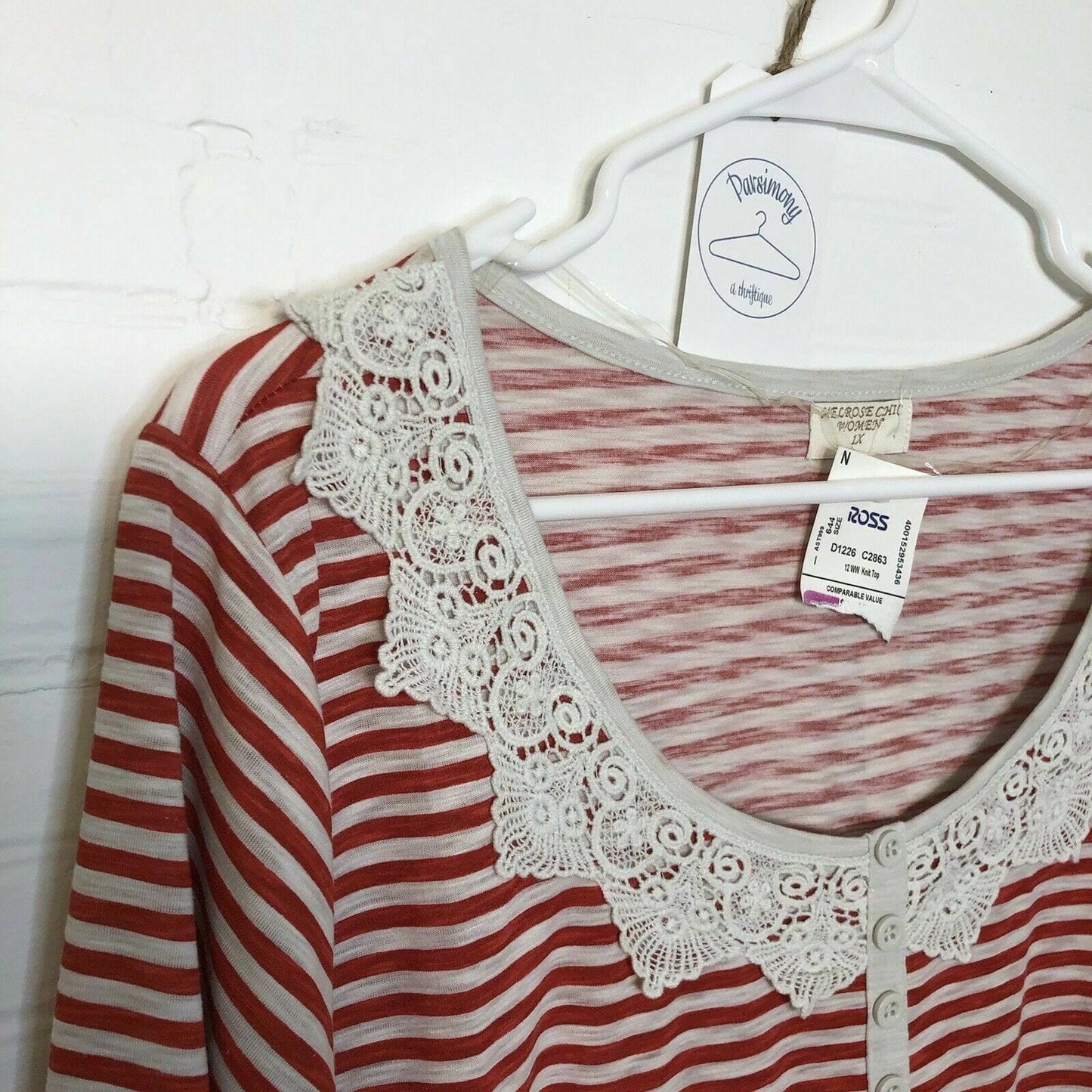 Melrose Chic Womens Size 1X Red White Striped Crocheted Collar Blouse NWT