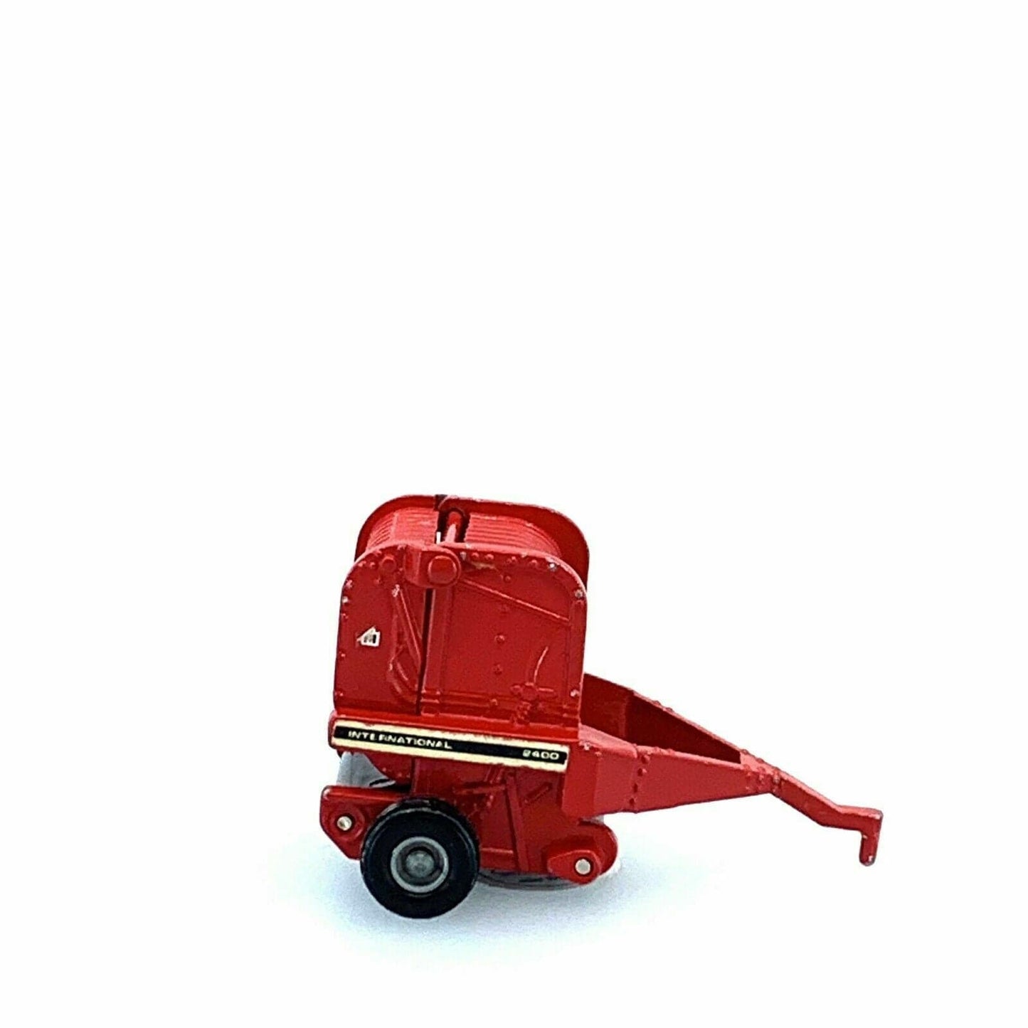 Vintage ERTL International 2400 Round Baler Diecast Toy Red 1:64 Scale