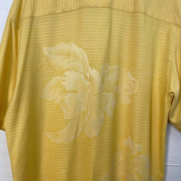 Tommy shops Bahama Men's Hawaiian Shirt Yellow Beige Pineapple Stripe Silk Medium