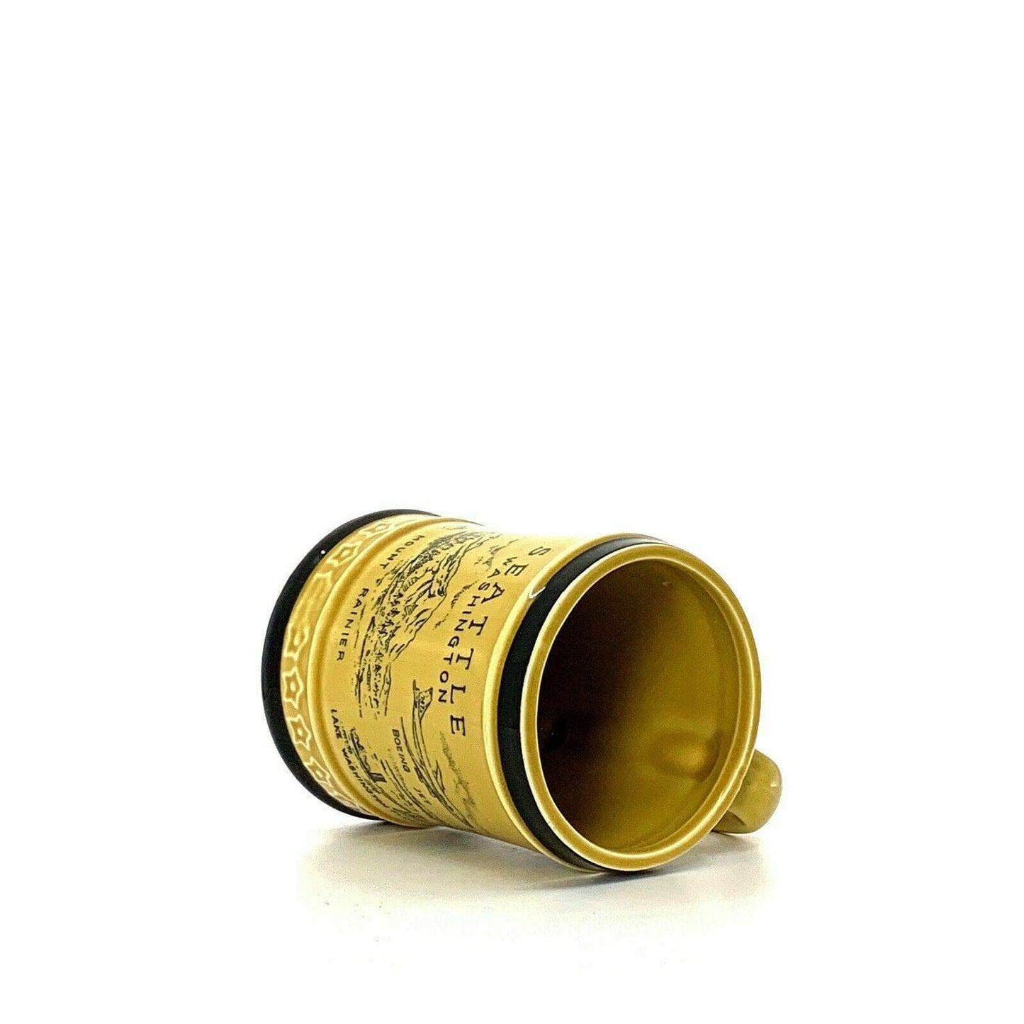 SEATTLE WASHINGTON Ceramic Souvenir Coffee Cup Mug, Yellow - 12 fl oz