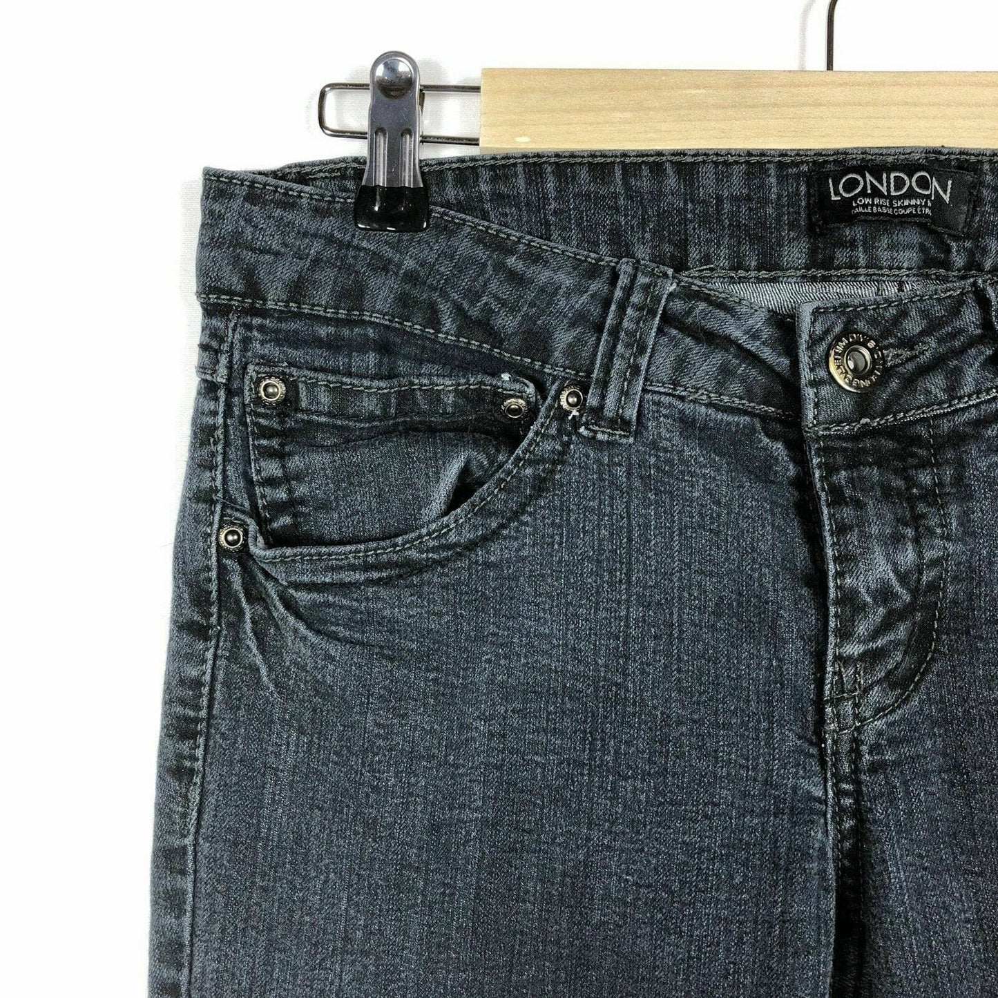 Trendy London Juniors Black Skinny Jeans Size 9 - Versatile & Durable