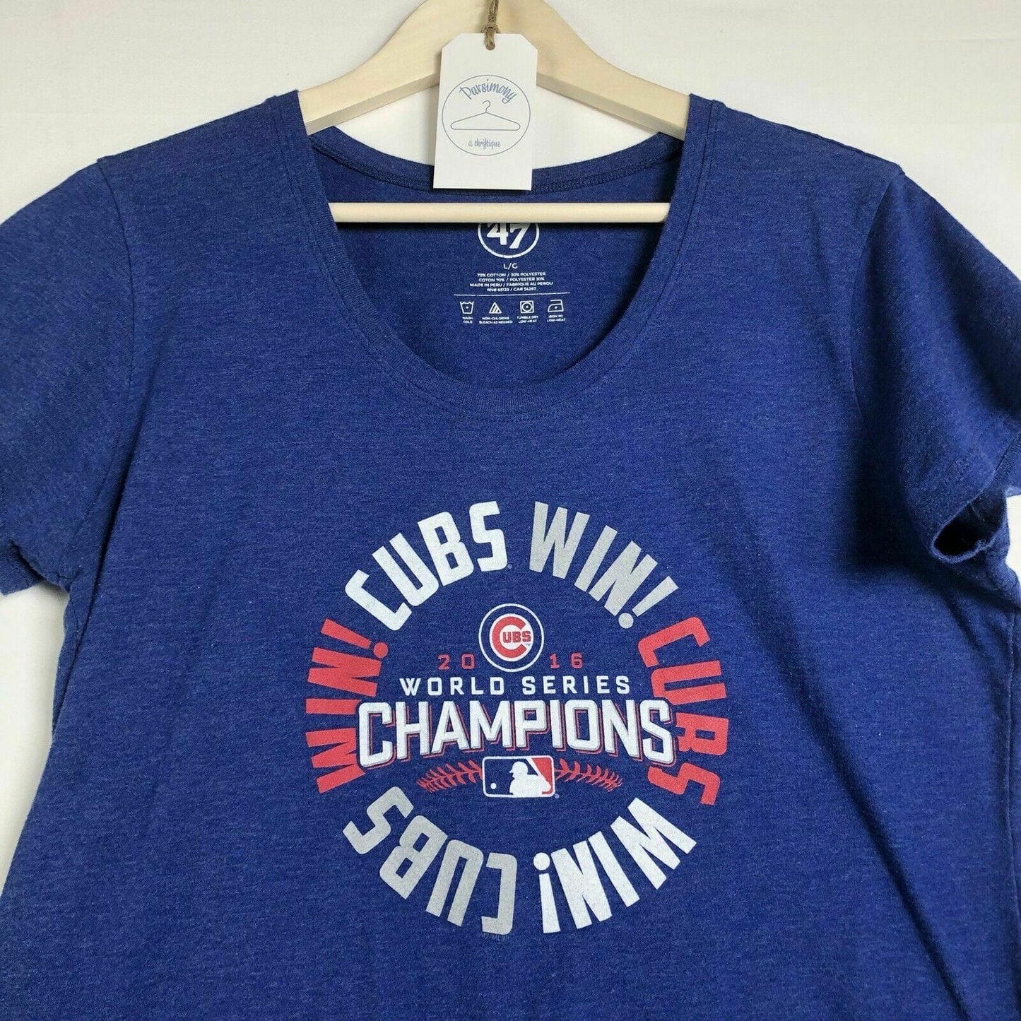 Exciting '47 Brand Womens Blue Cubs Win! 2016 World Series V-Neck T-Shirt L Blue Solid Short Sleeve Womens Very Good