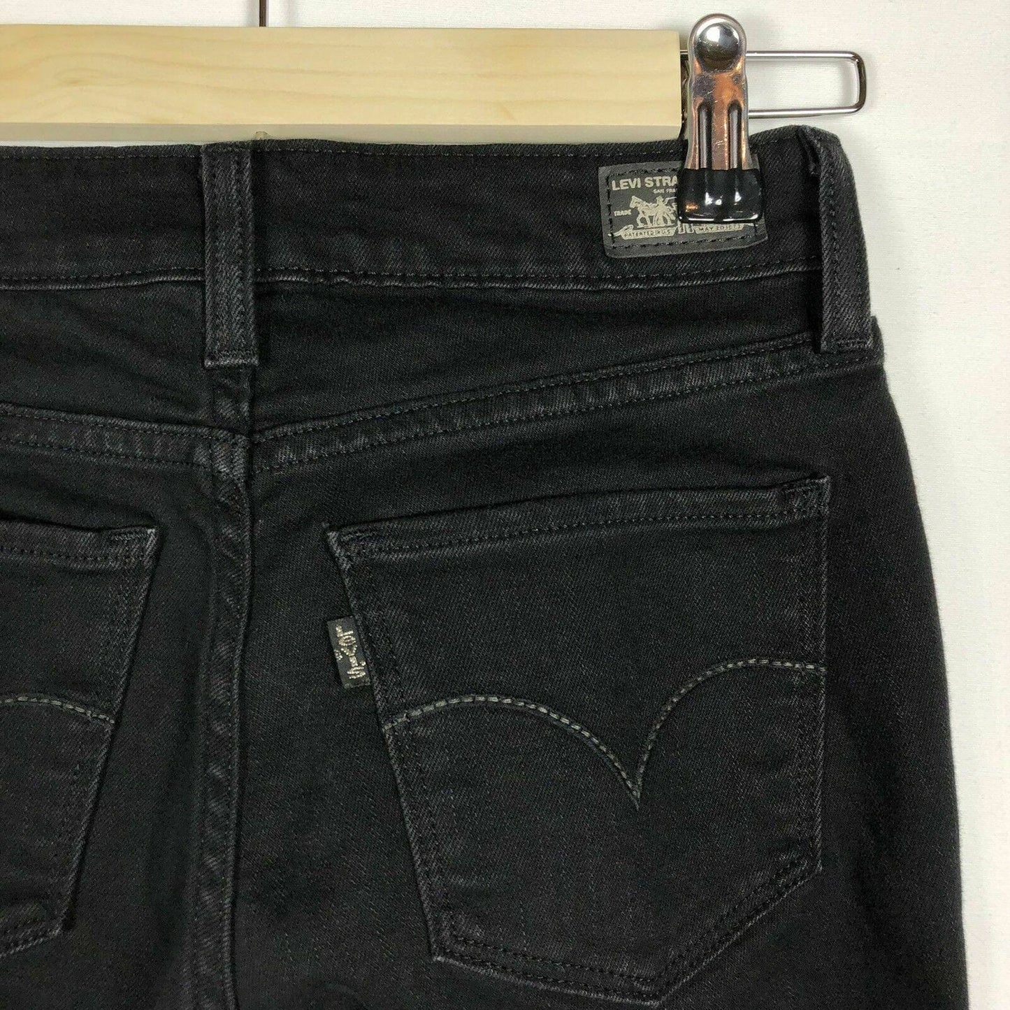 Levi's Women's Black Denim Skinny Jean Leggings - Size 24/25 or 0