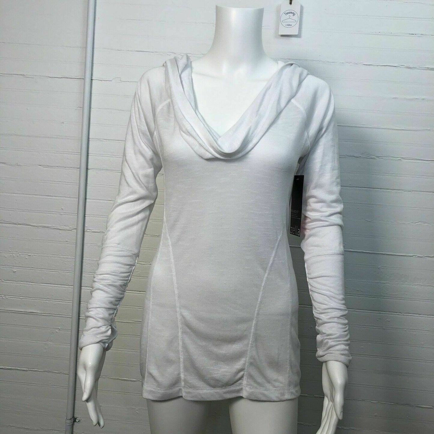 NEW Zella Womens Shirt Size S White Athleisure Sweatshirt Hoodie Nordstrom $58