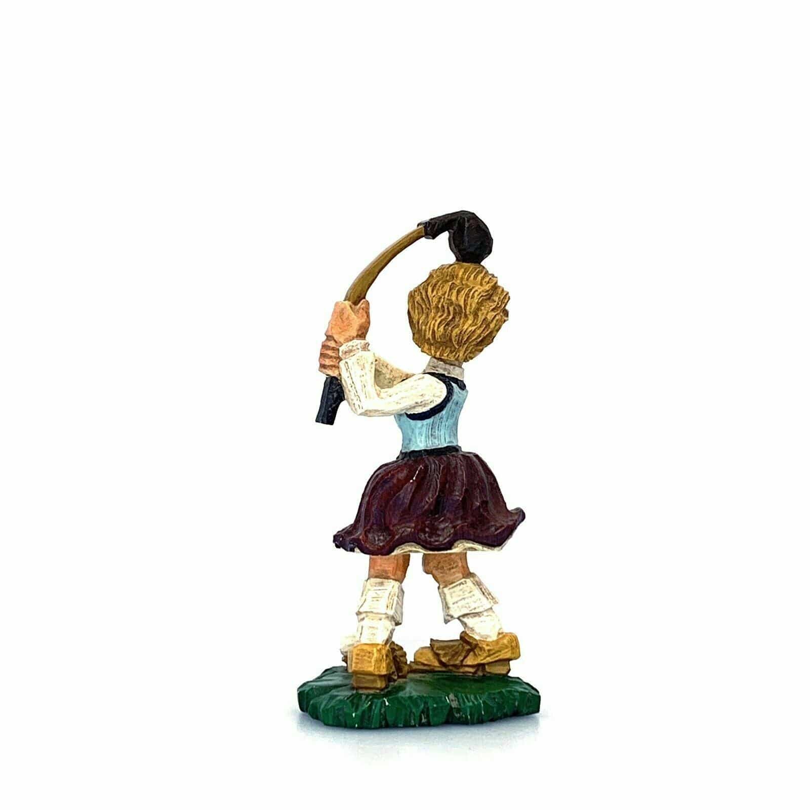David Frykman Coynes The Golfer Lady Maroon Skirt Figurine DF Co 1998 - parsimonyshoppes
