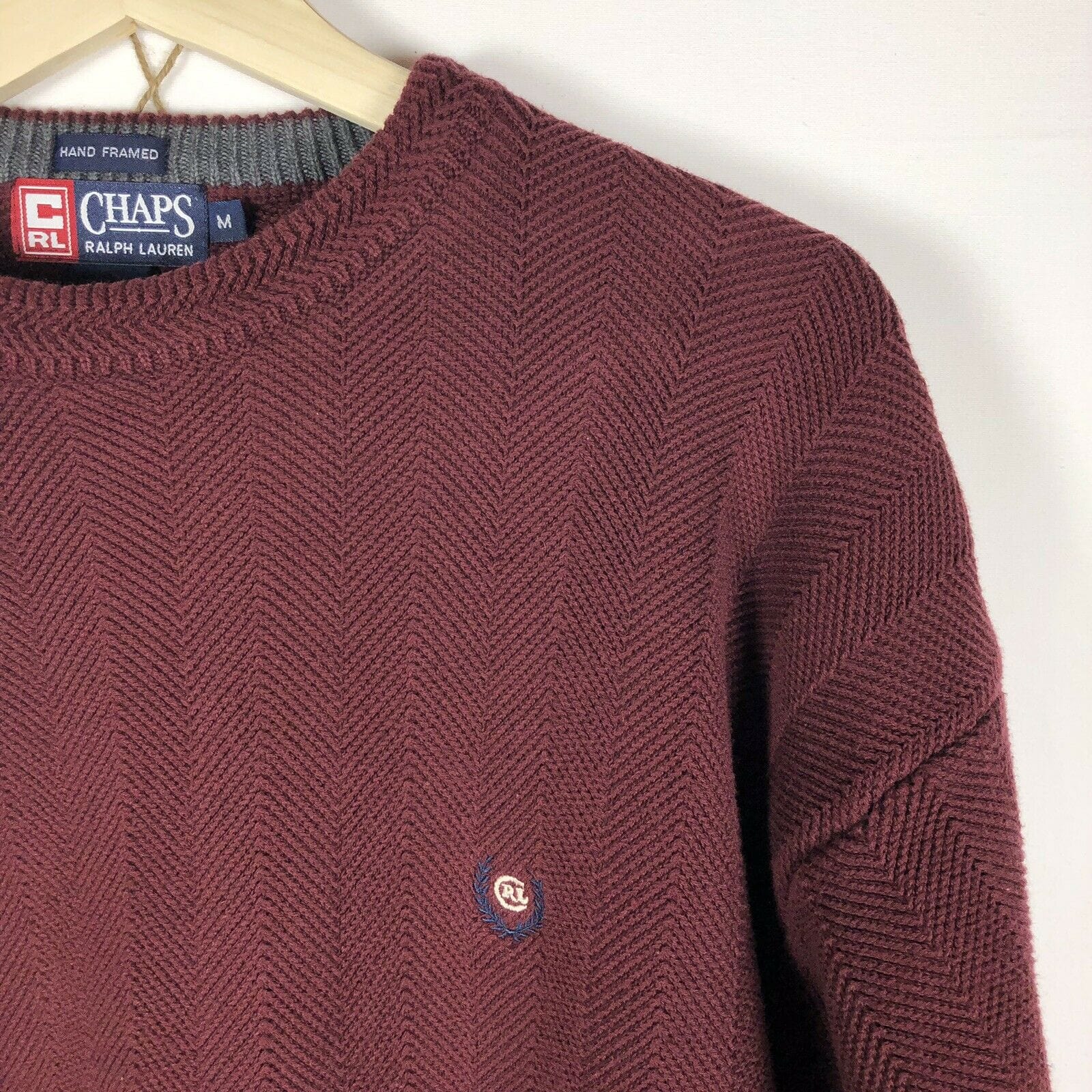Chaps Ralph Lauren Mens Pullover Knit Crewneck Sweater, Red / Brown - Size M - parsimonyshoppes