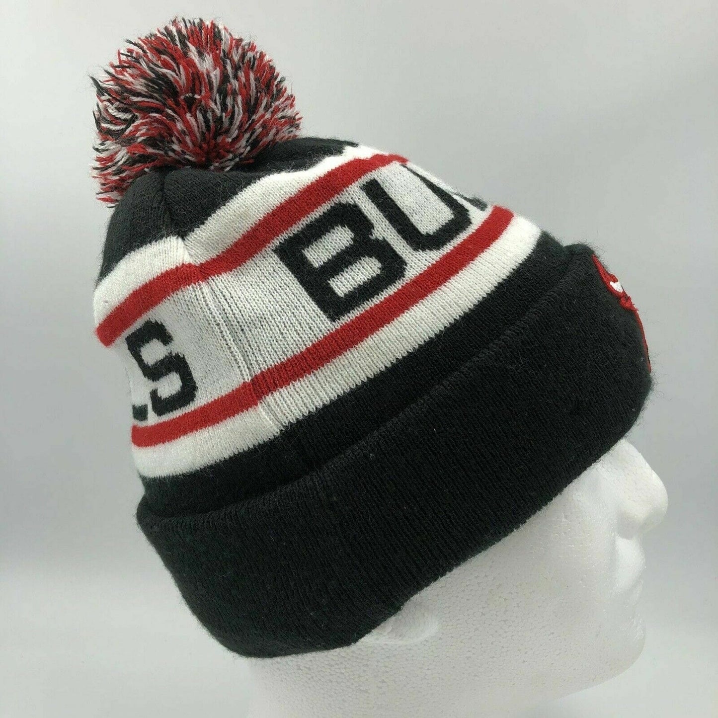 Stylish Bulls New Era Hardwood Classics Beanie Hat Cap Red White Black Logo "Windy City" - Very Good - Mens - Chic