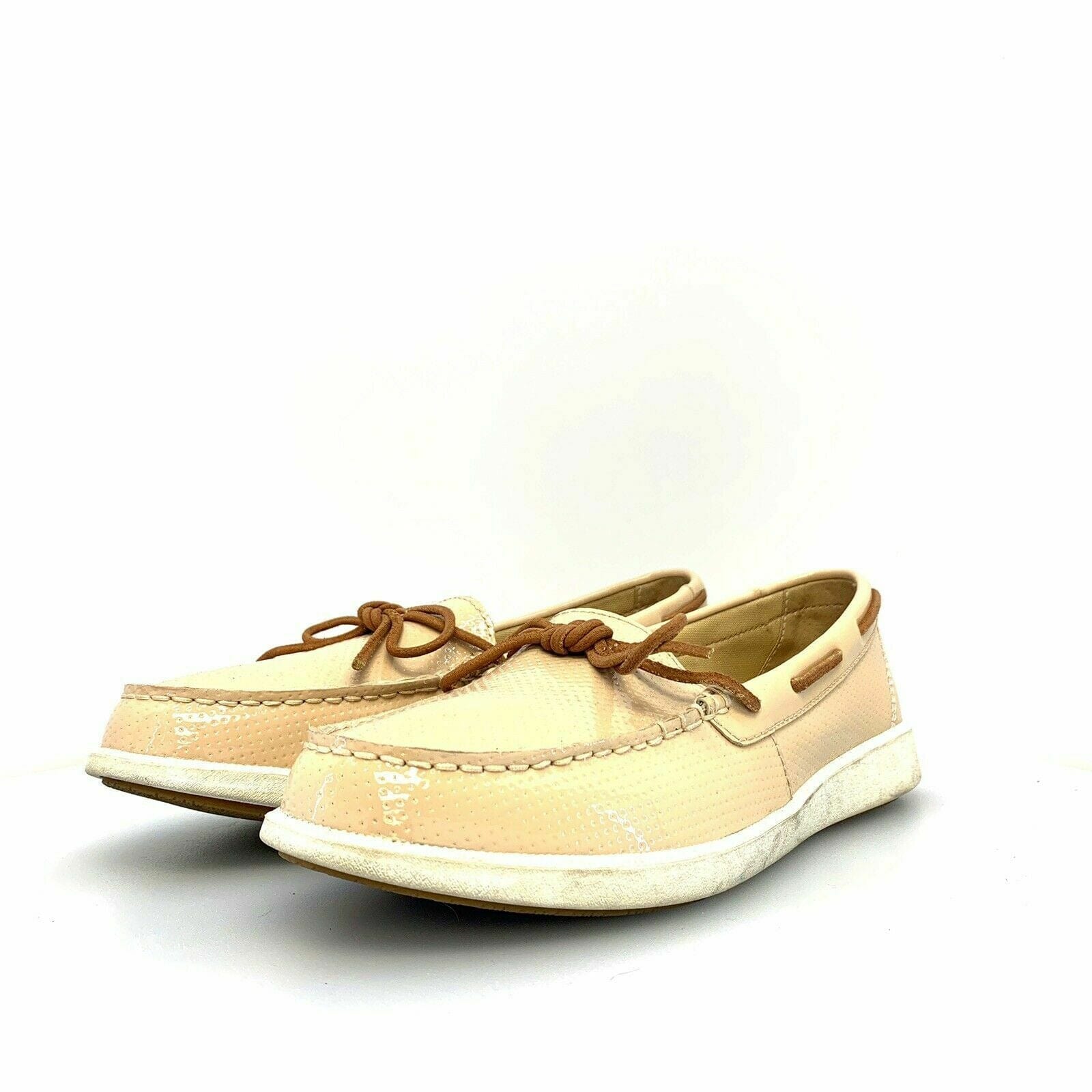 Beige sperrys deals