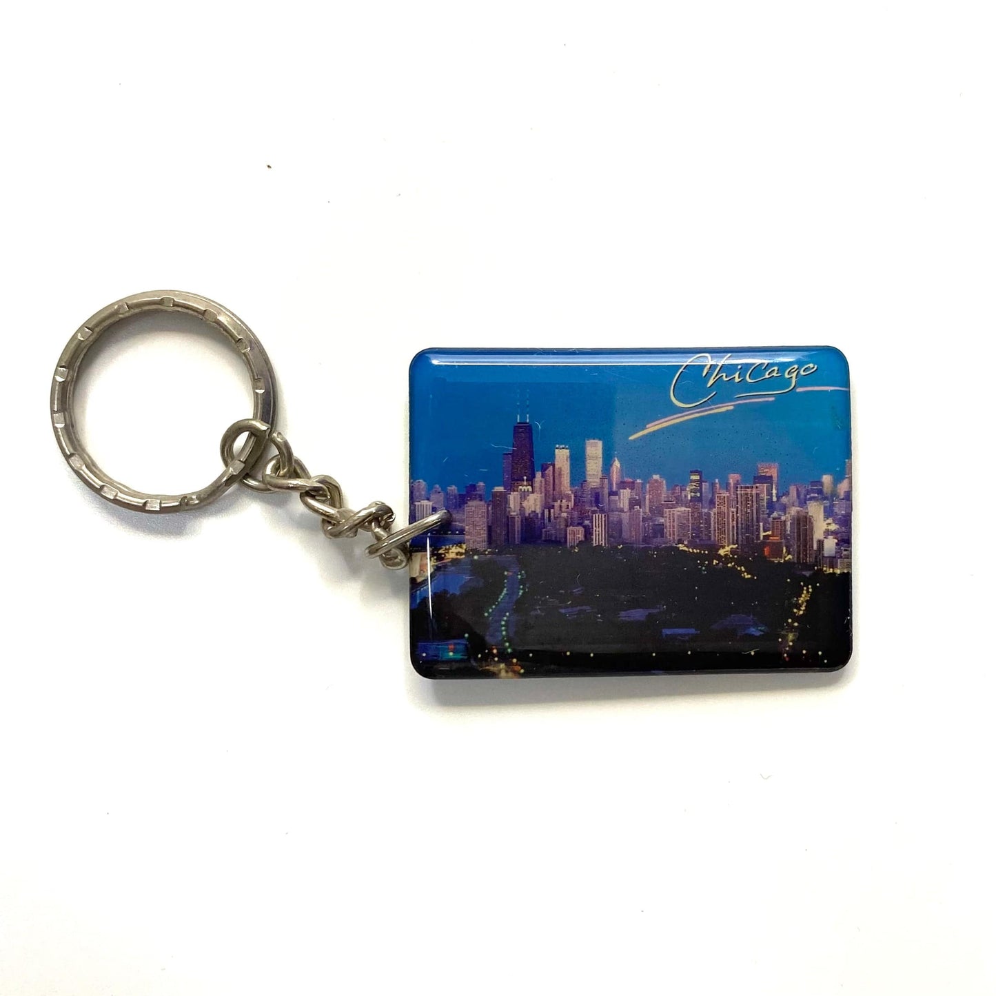 Vintage Unbranded Chicago Enamel City Skyline Souvenir Keychain Key Ring Metal Rectangle Multicolor