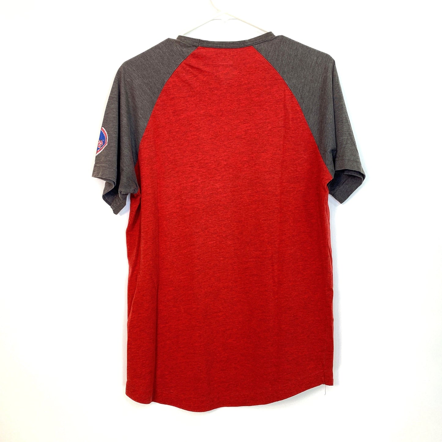 Majestic Mens Size M Red W/ Gray MLB PHILADELPHIA PHILLIES Raglan Sleeve T-Shirt
