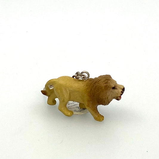 Vintage Lion Souvenir Keychain Key Ring Plastic Animal Beige